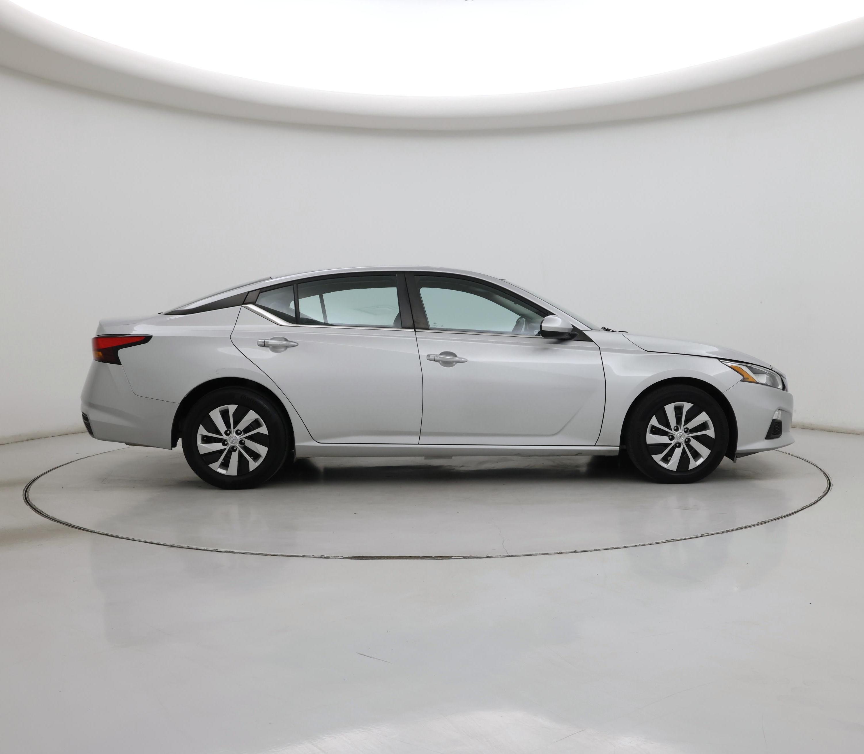 Thumbnail: 2021 Nissan Altima - 7