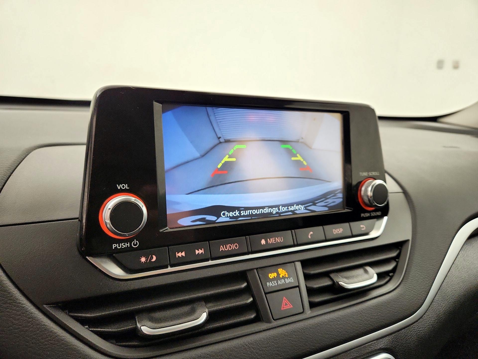 Thumbnail: 2021 Nissan Altima - 14