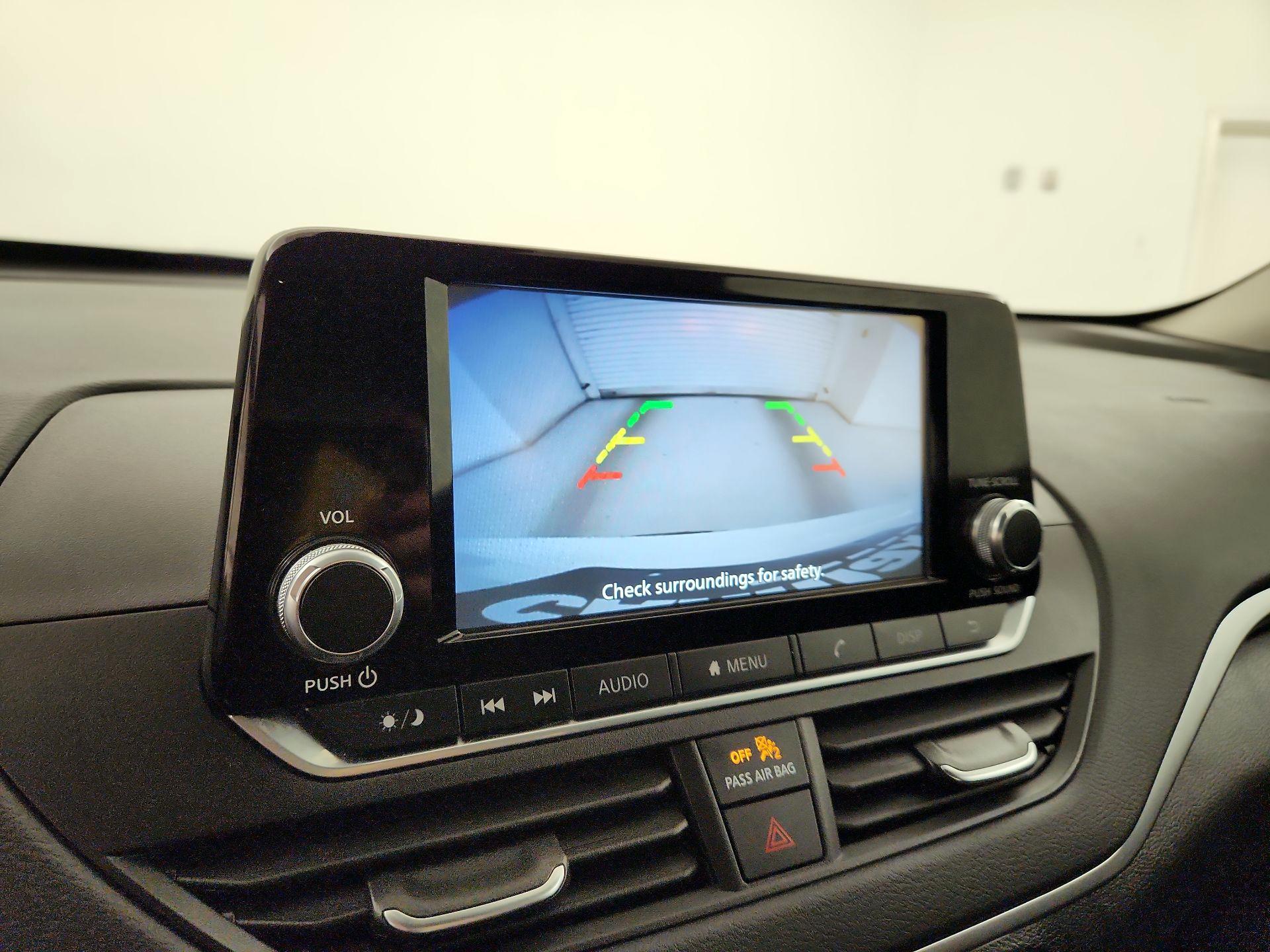 Thumbnail: 2021 Nissan Altima - 14