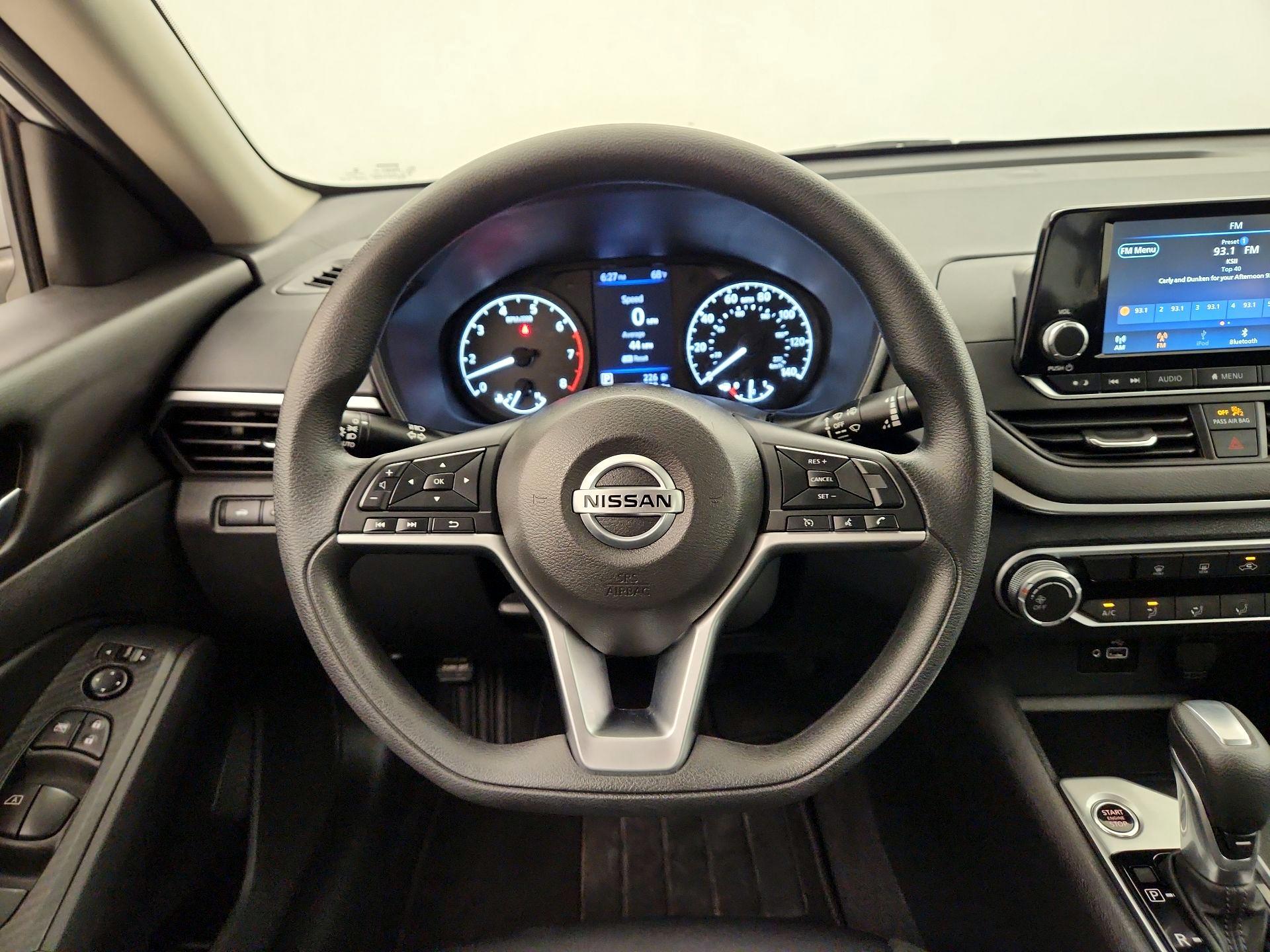 Thumbnail: 2021 Nissan Altima - 10