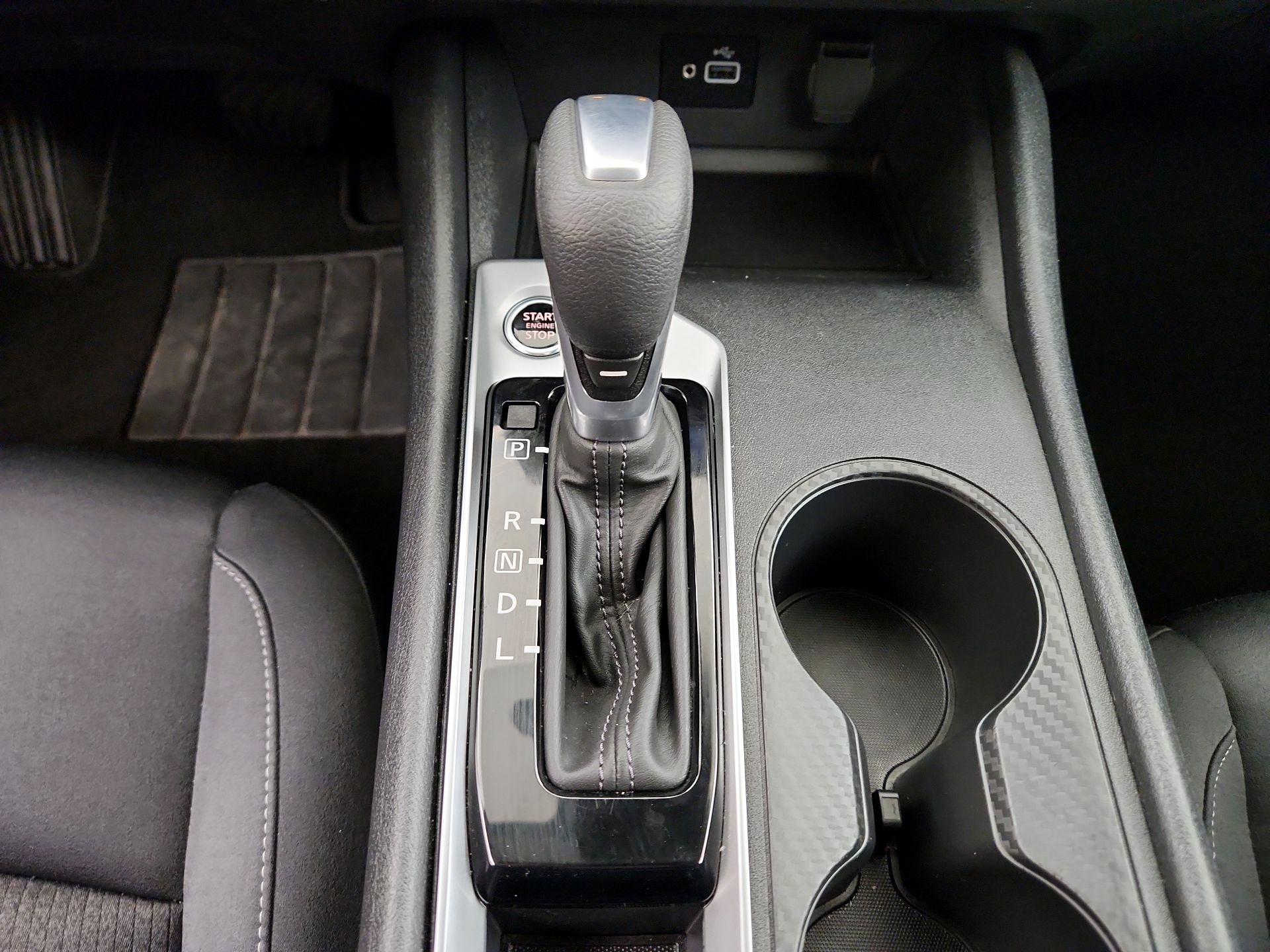 Thumbnail: 2021 Nissan Altima - 17