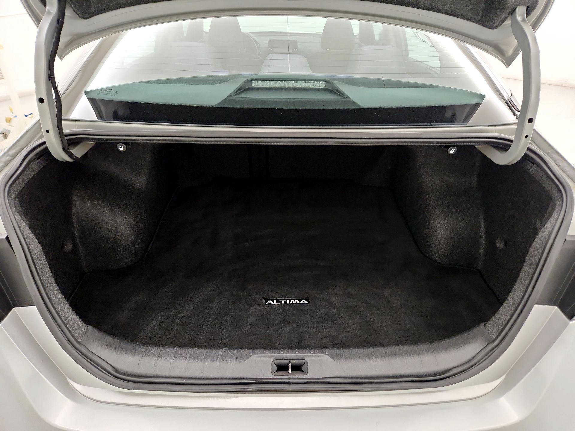 Thumbnail: 2021 Nissan Altima - 20