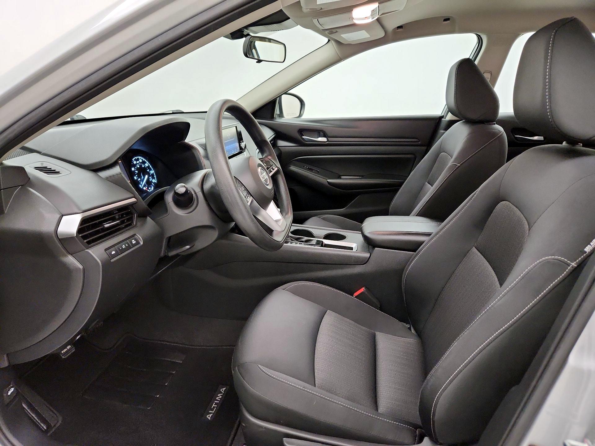 Thumbnail: 2021 Nissan Altima - 11