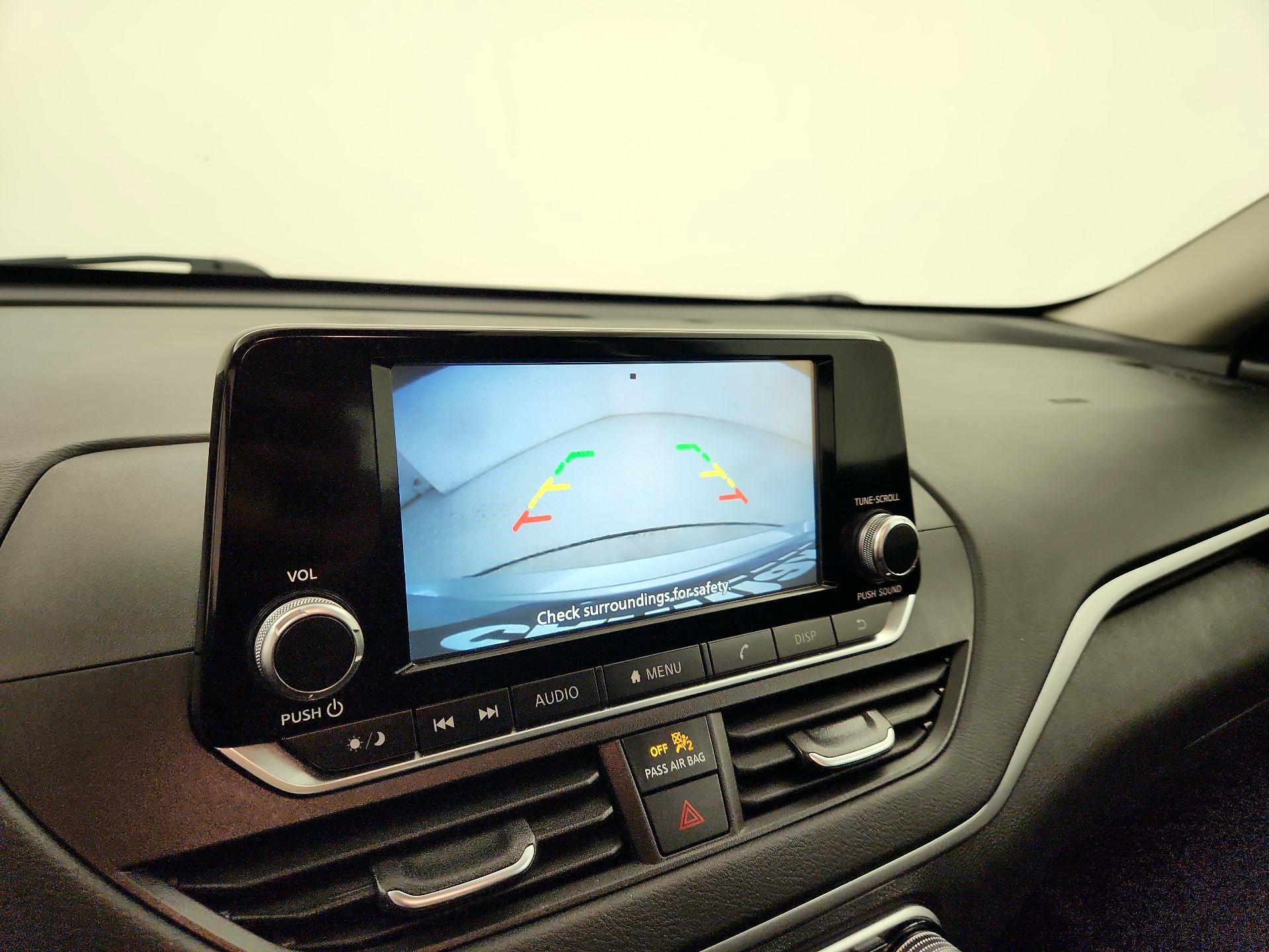 Thumbnail: 2021 Nissan Altima - 14