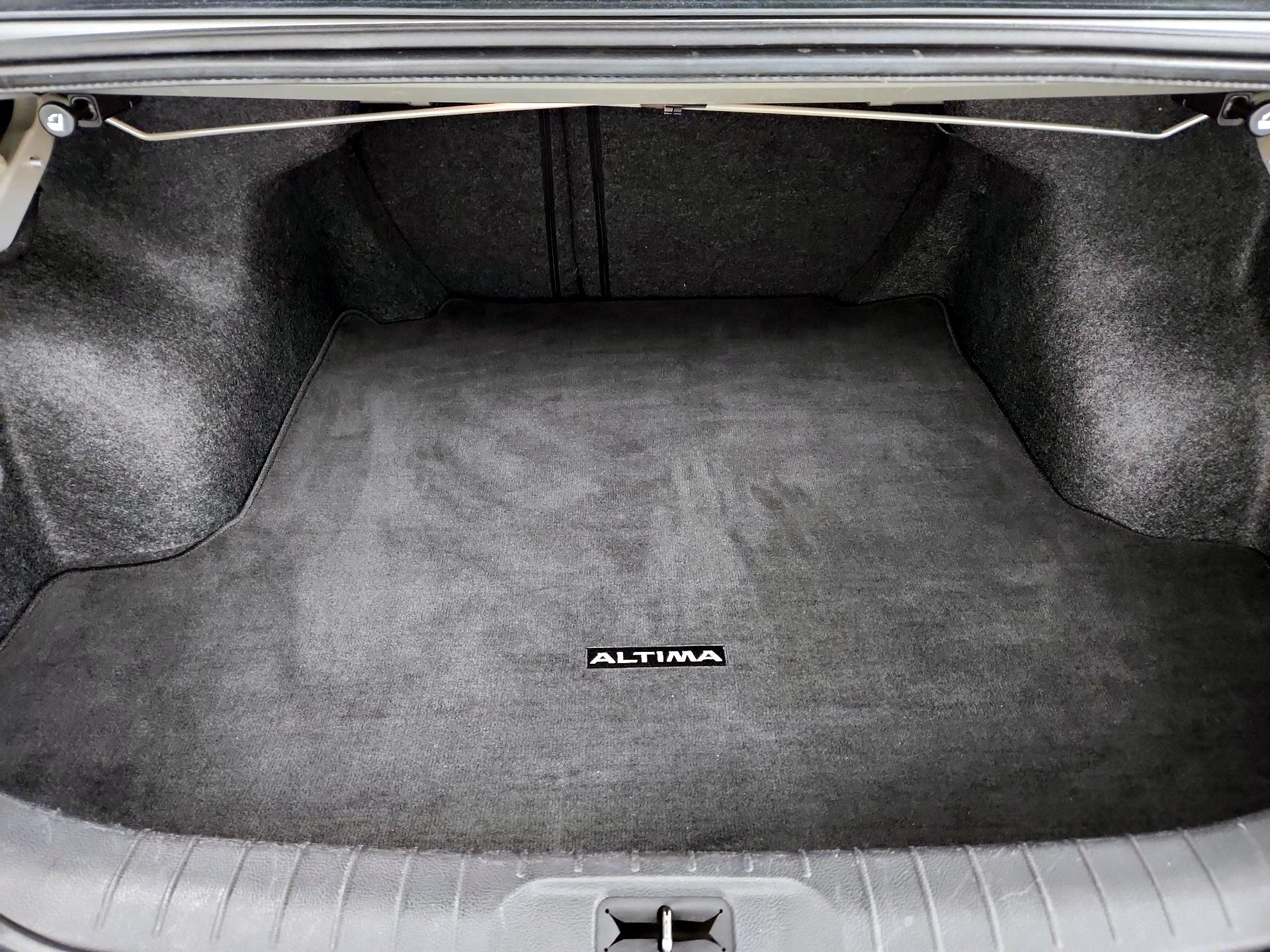 Thumbnail: 2021 Nissan Altima - 20