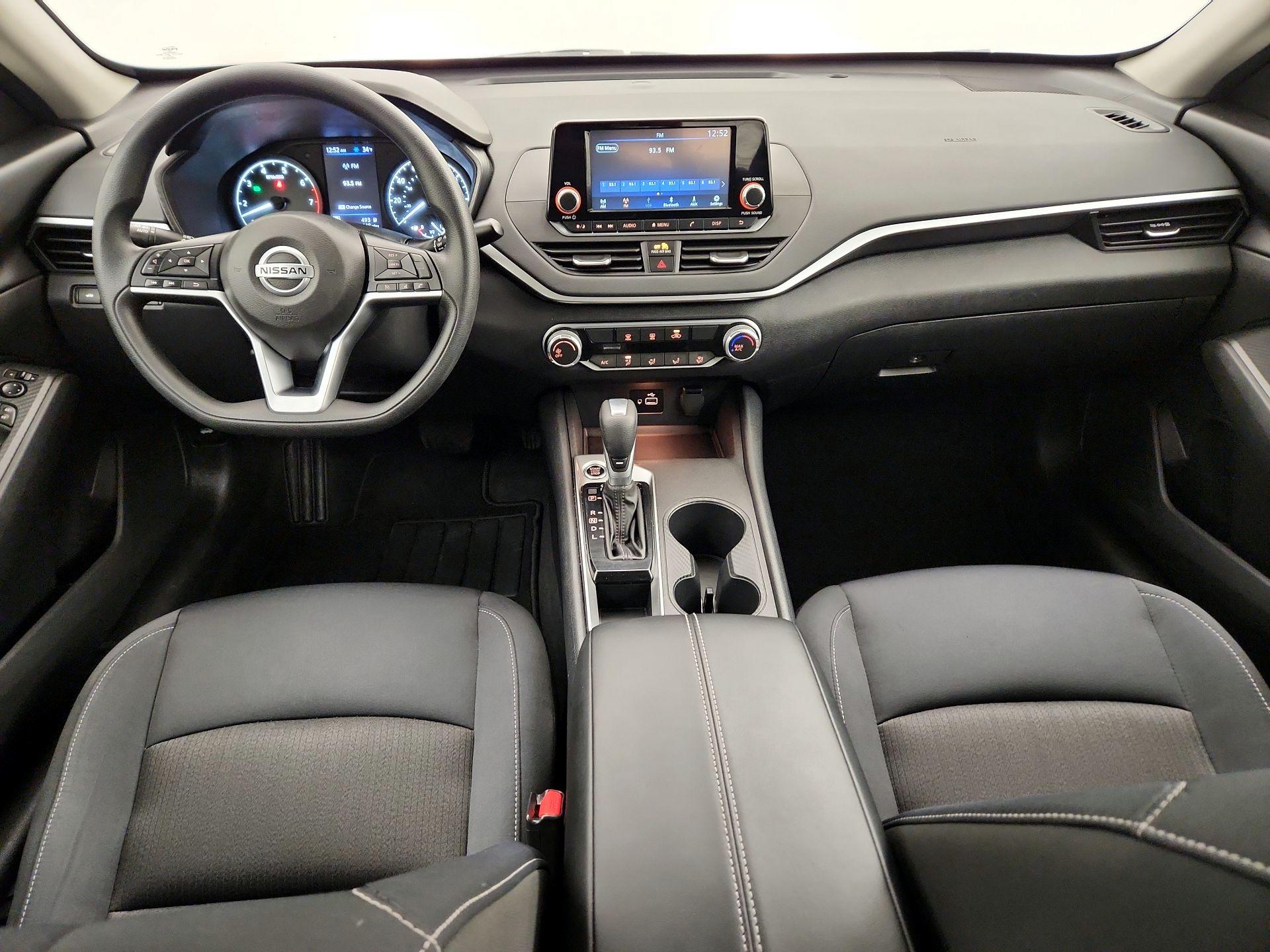 Thumbnail: 2021 Nissan Altima - 9