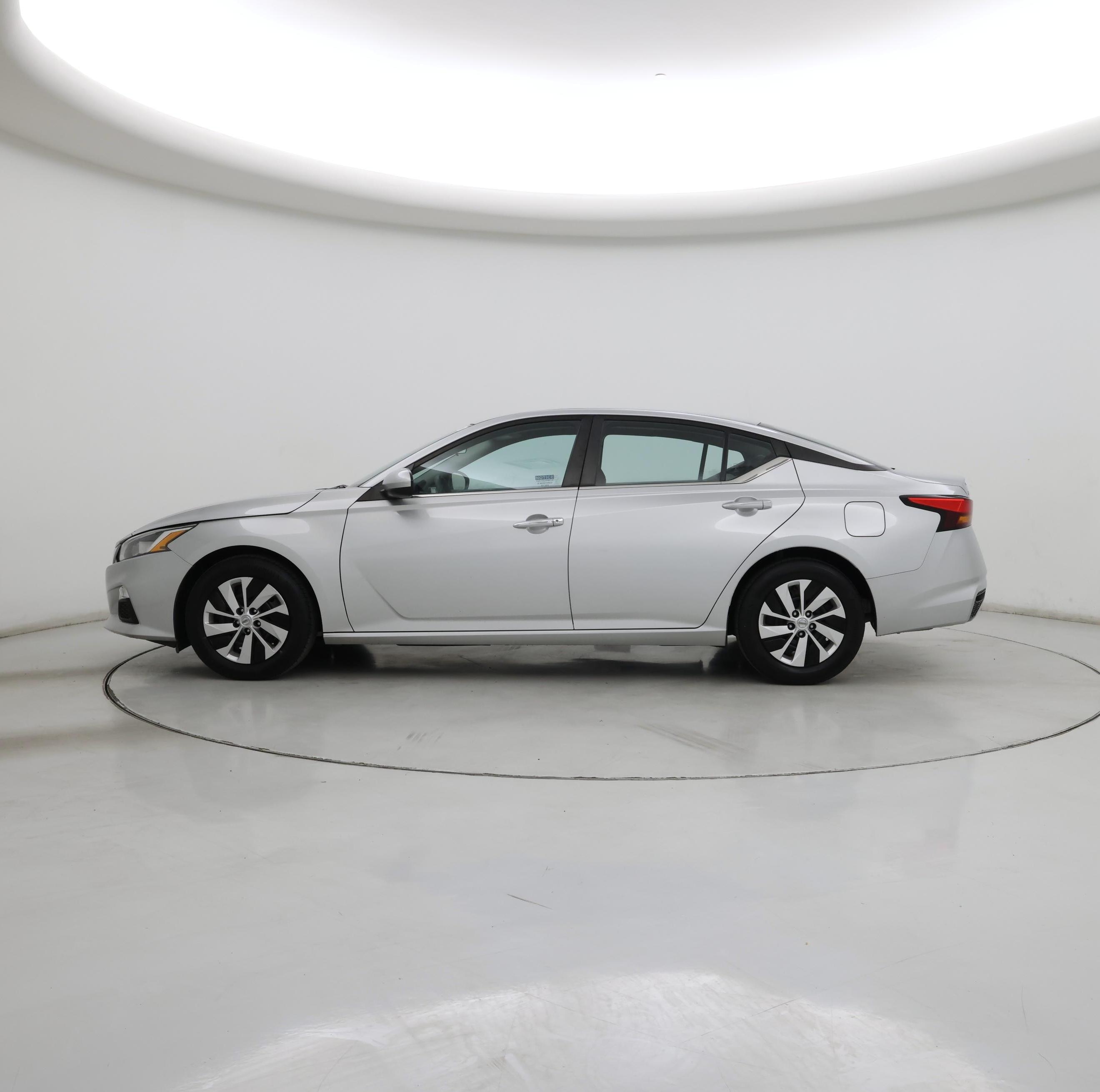 Thumbnail: 2021 Nissan Altima - 3