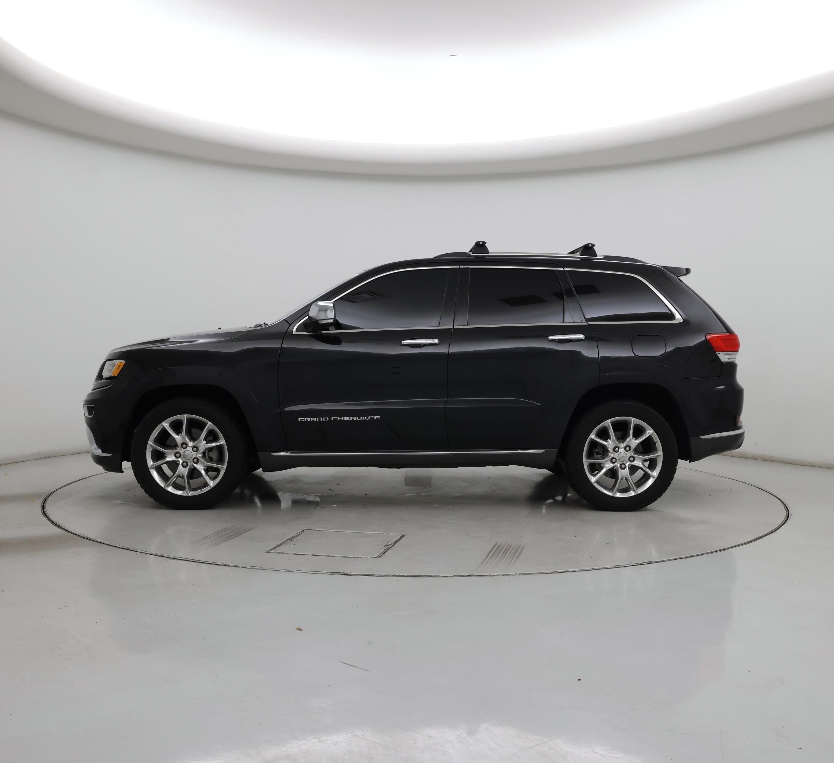 Thumbnail: 2015 Jeep Grand Cherokee - 3