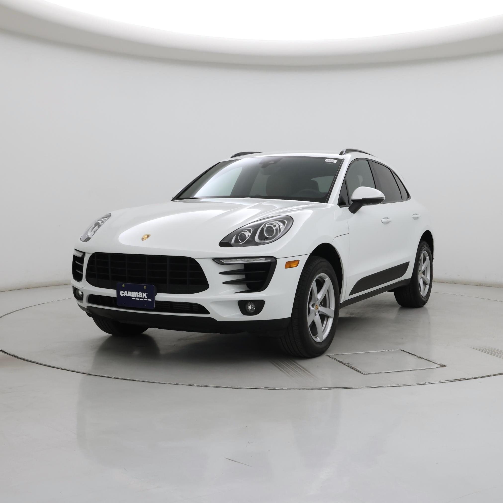Thumbnail: 2017 Porsche Macan - 4