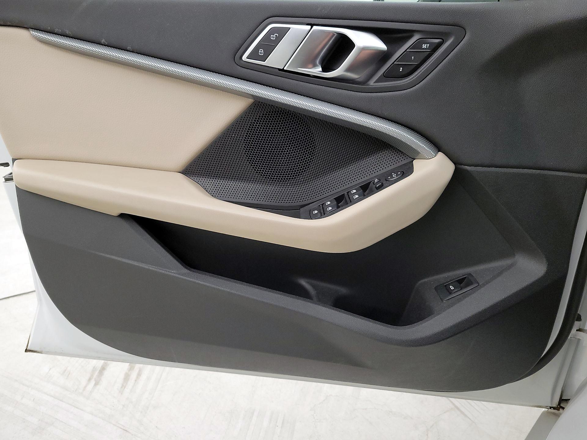 Thumbnail: 2022 BMW 2 Series - 12