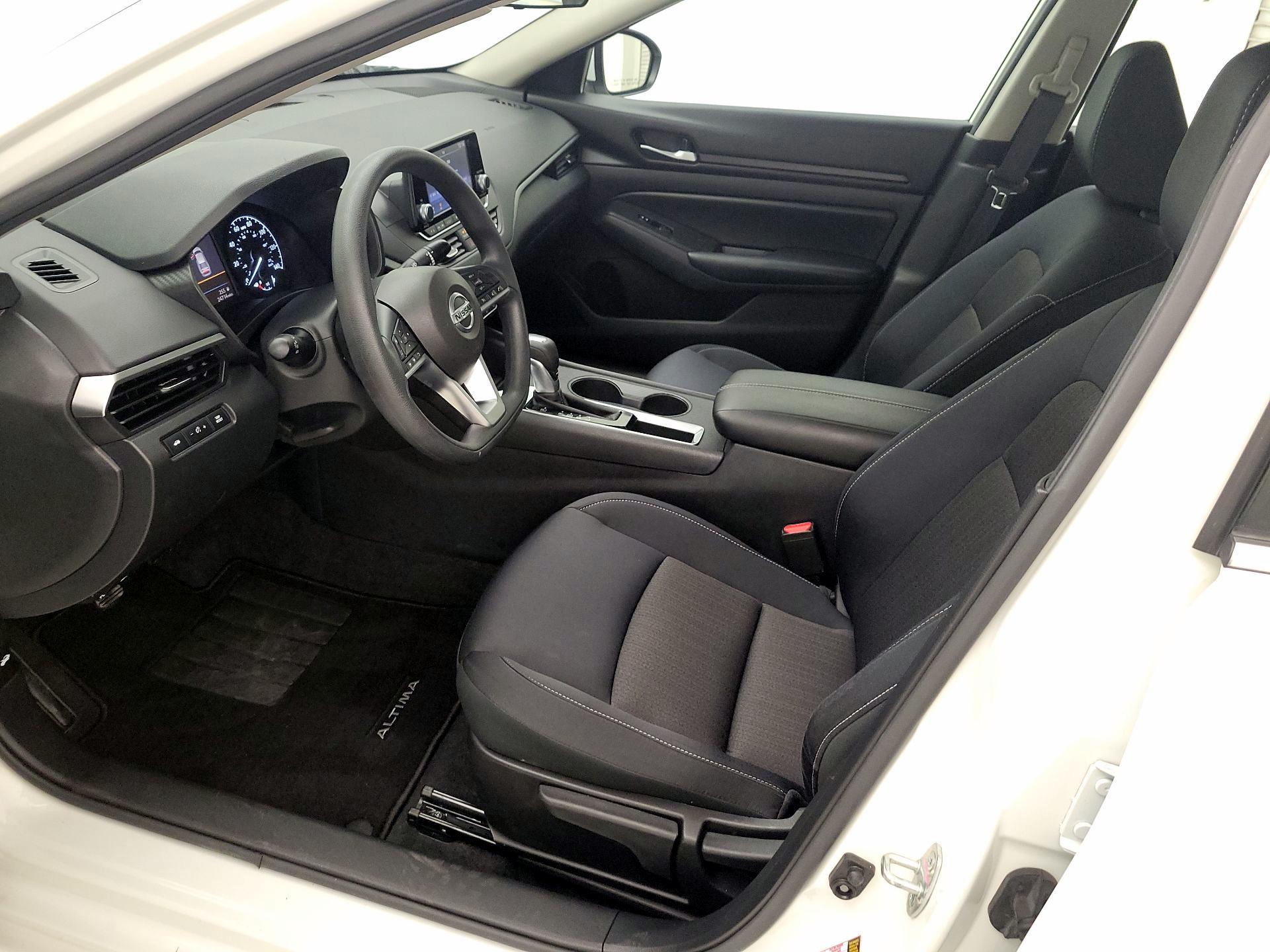 Thumbnail: 2021 Nissan Altima - 11