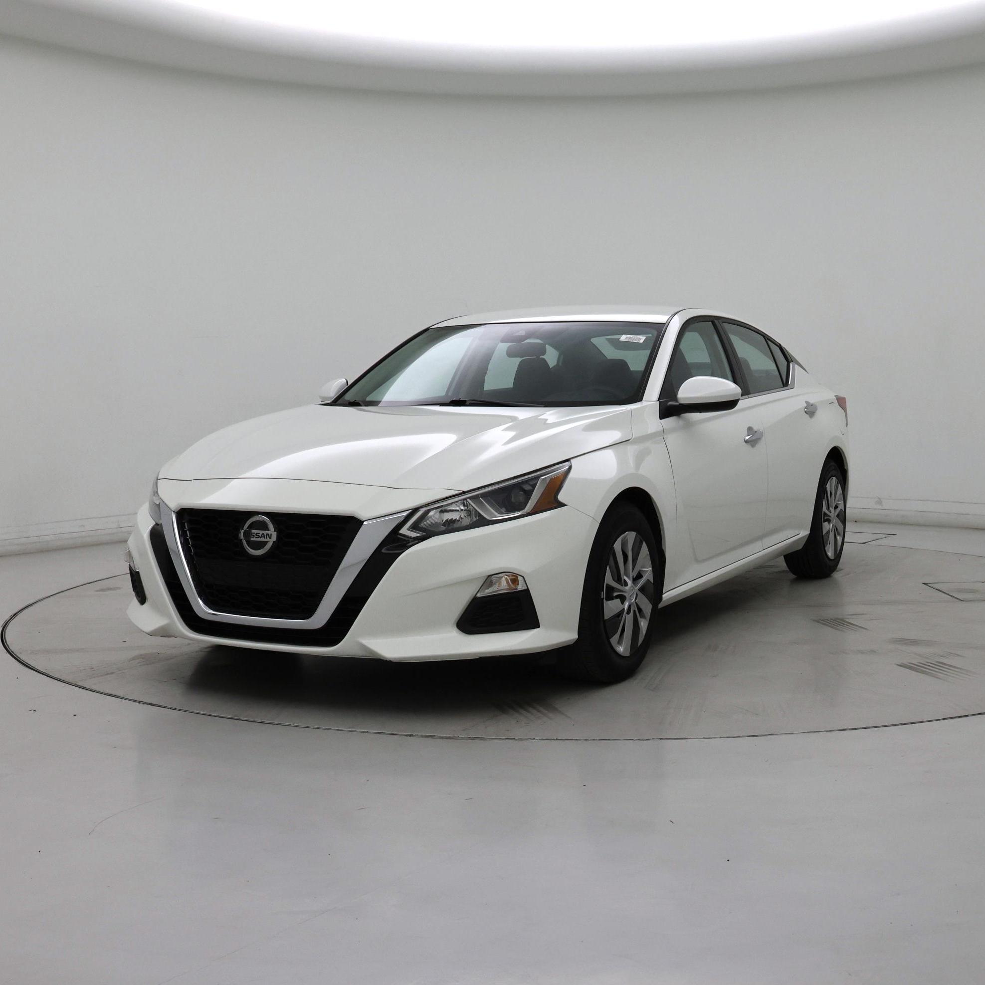 Thumbnail: 2021 Nissan Altima - 4