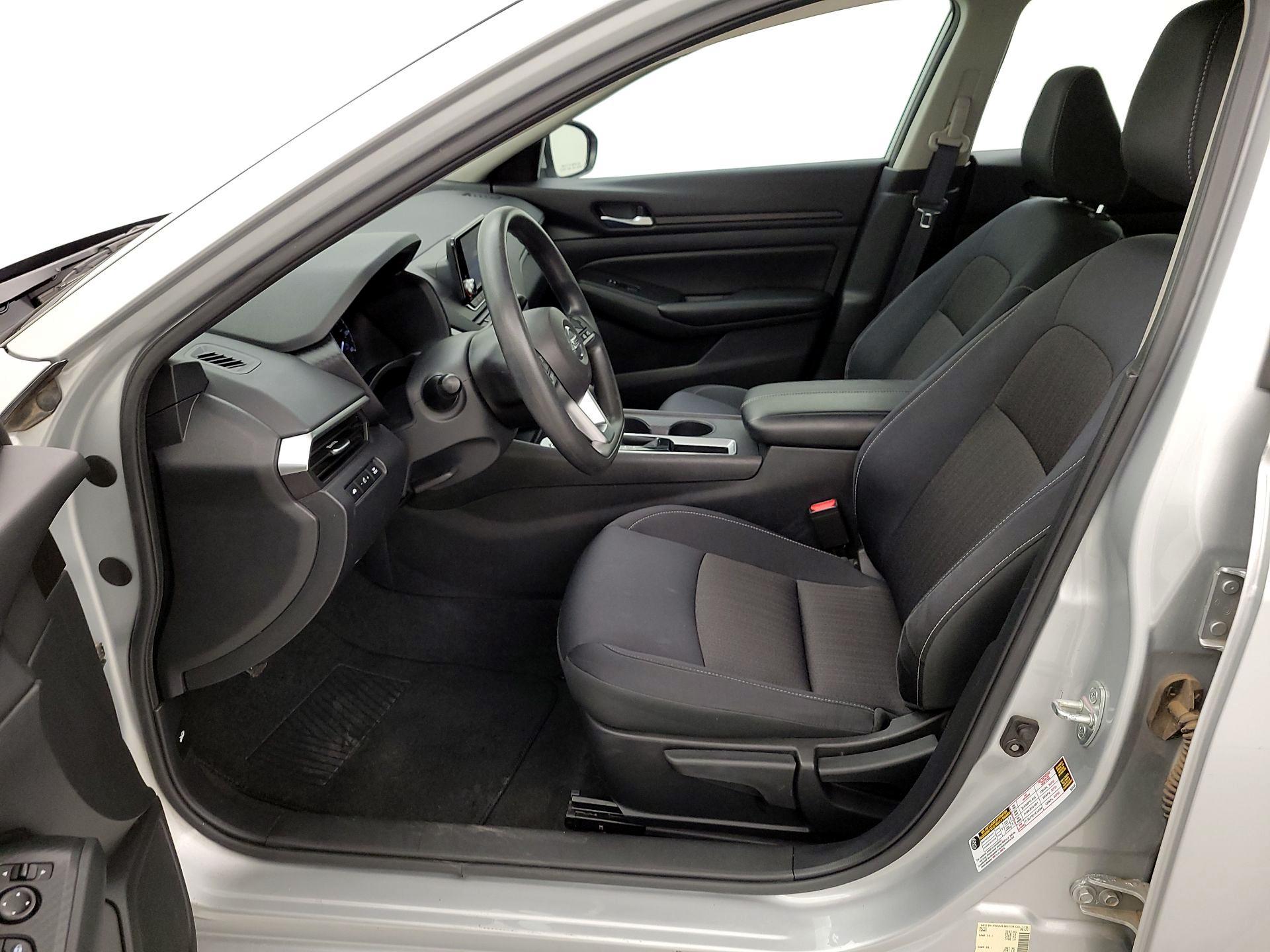 Thumbnail: 2021 Nissan Altima - 11