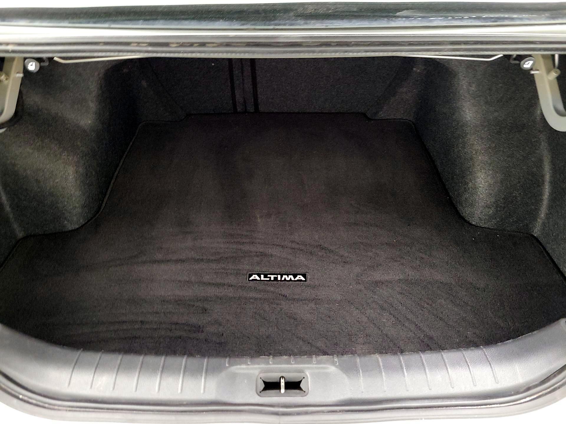 Thumbnail: 2021 Nissan Altima - 16