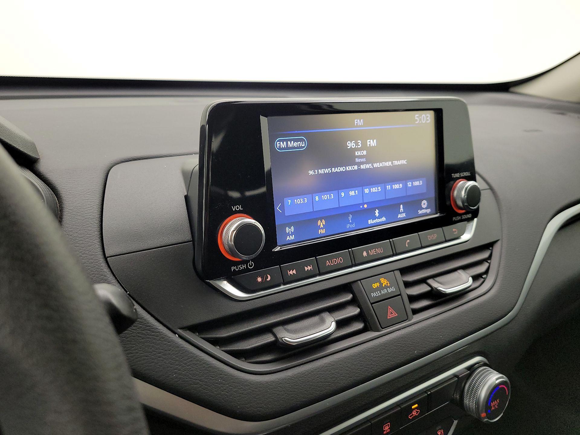 Thumbnail: 2021 Nissan Altima - 13