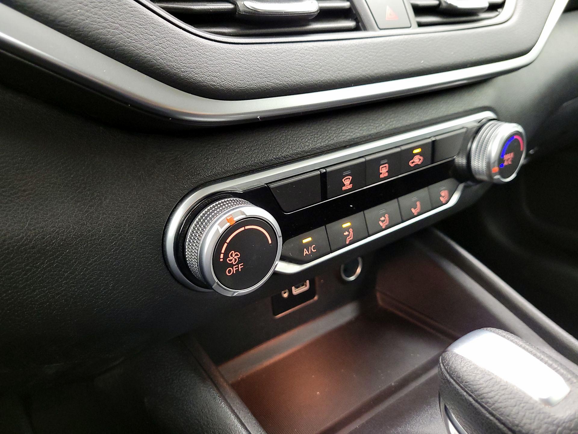 Thumbnail: 2021 Nissan Altima - 14