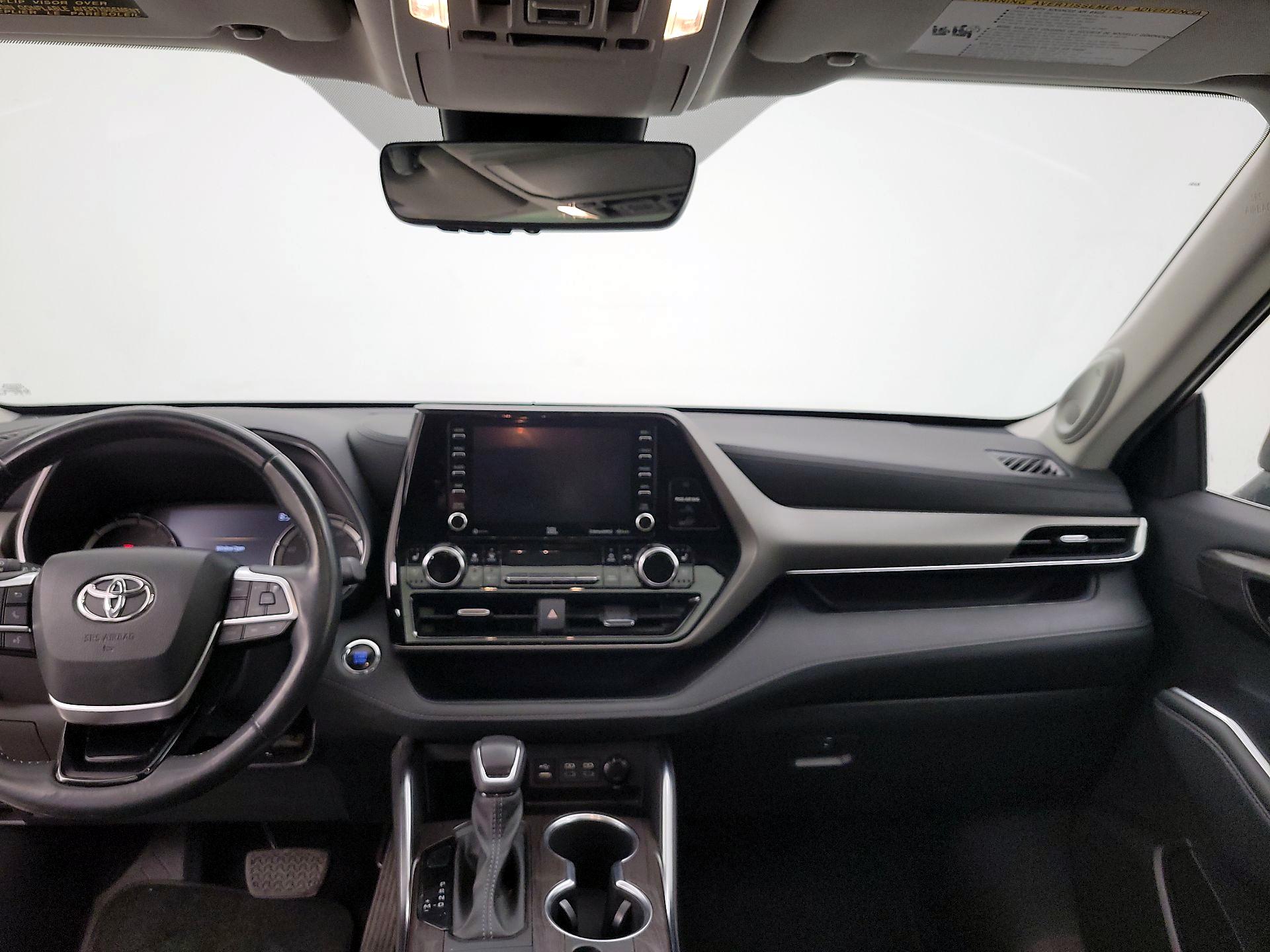 Thumbnail: 2022 Toyota Highlander - 9