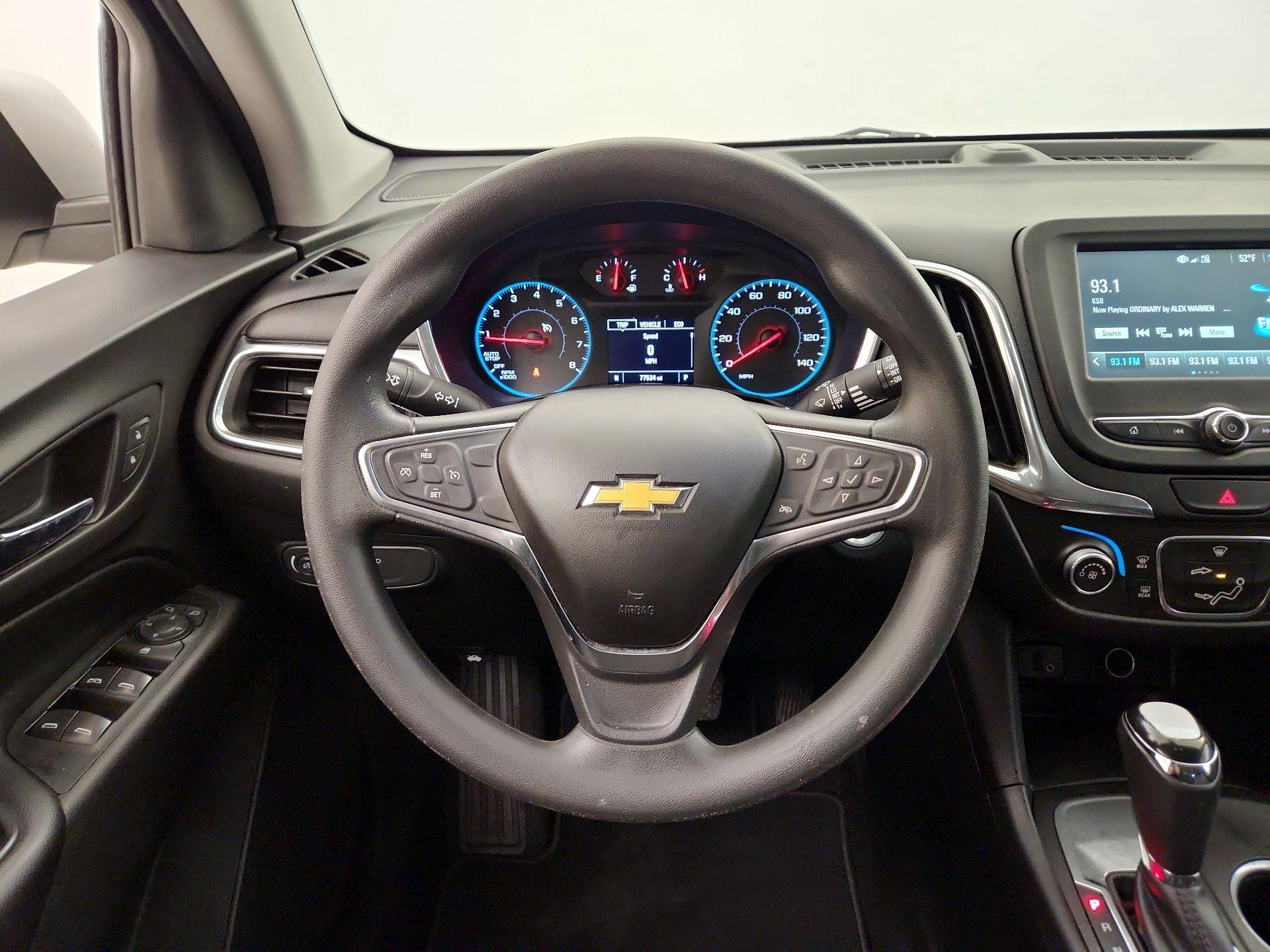 Thumbnail: 2018 Chevrolet Equinox - 10