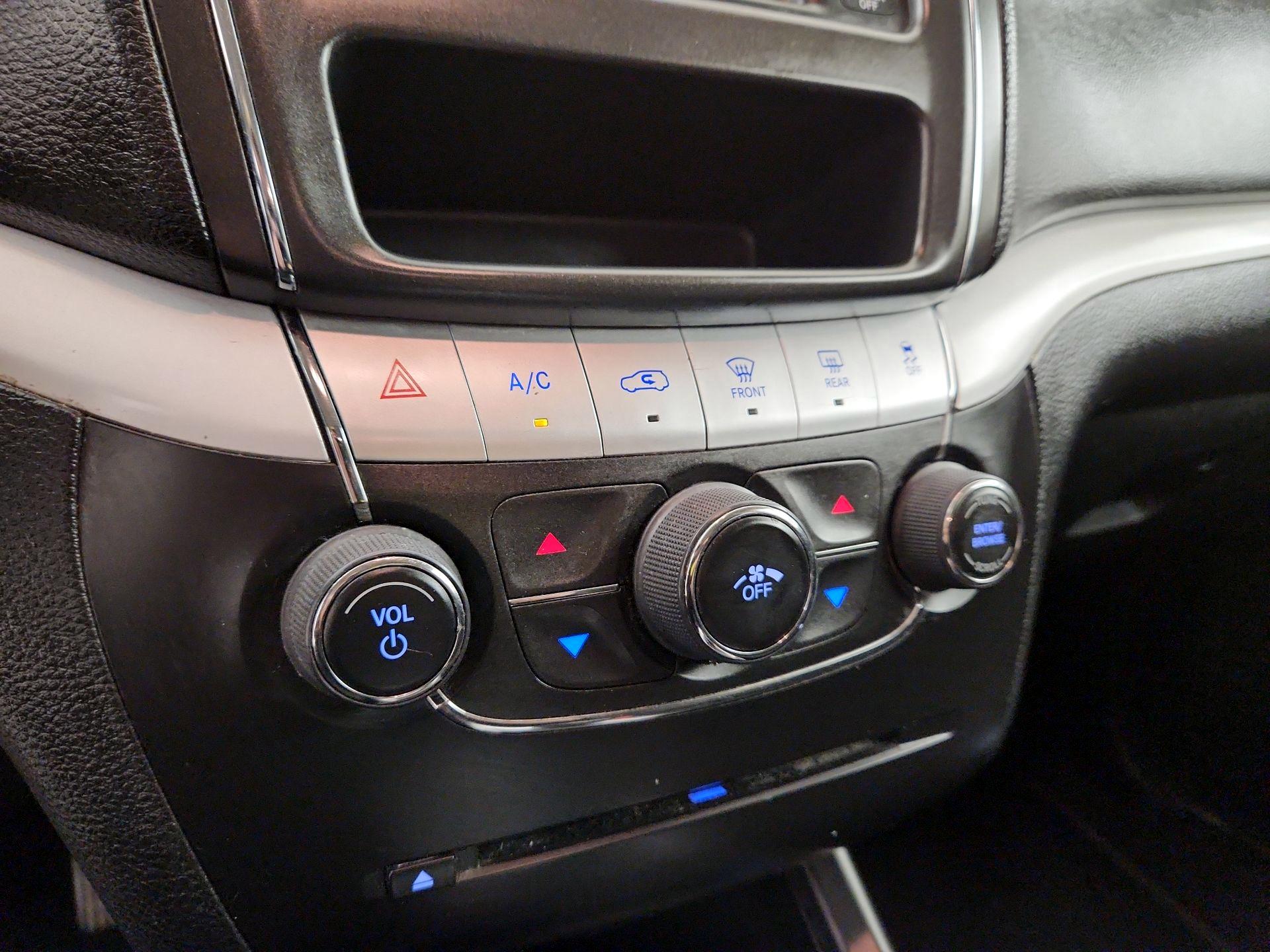 Thumbnail: 2019 Dodge Journey - 16