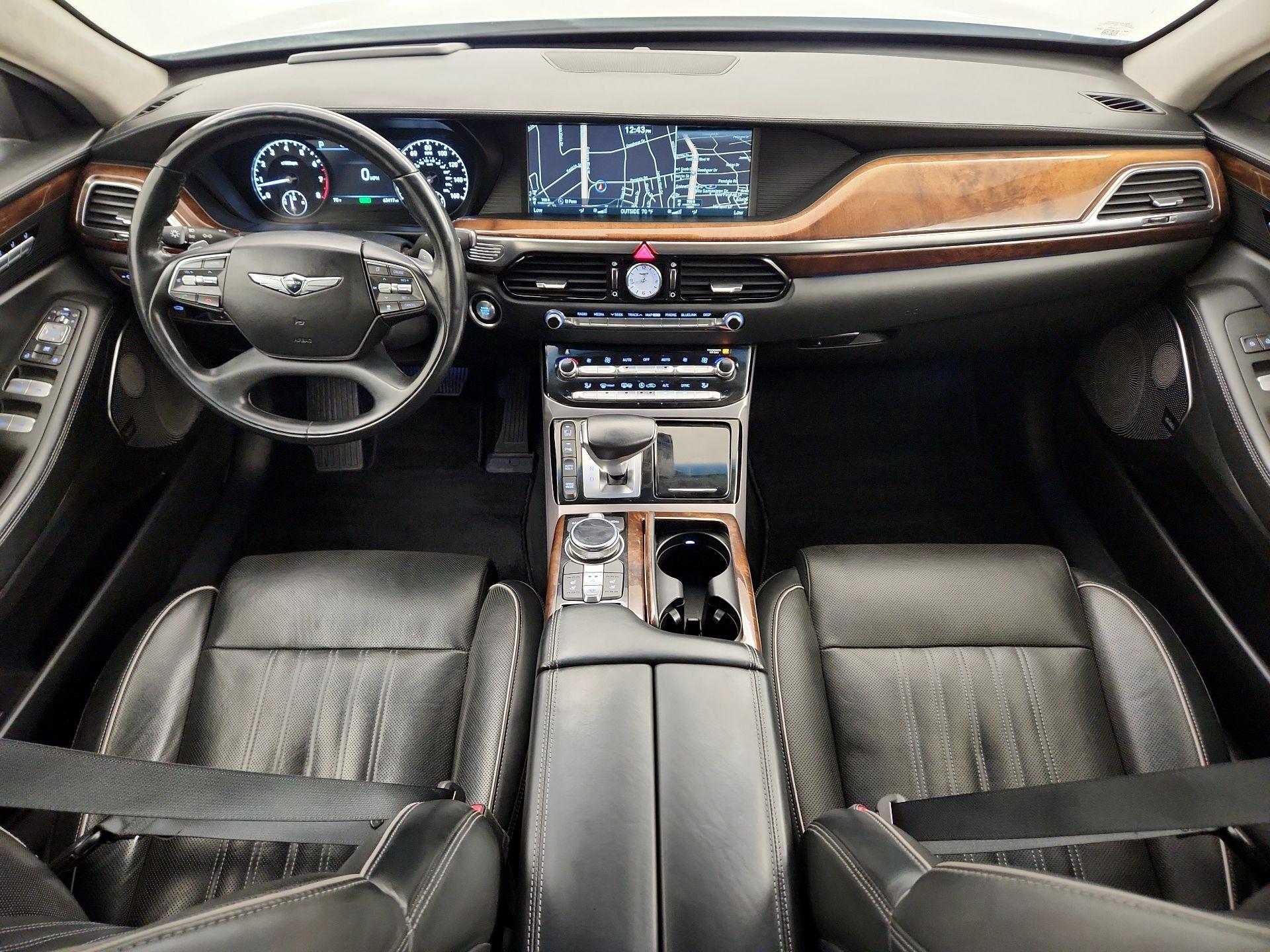 Thumbnail: 2019 Genesis G90 - 9