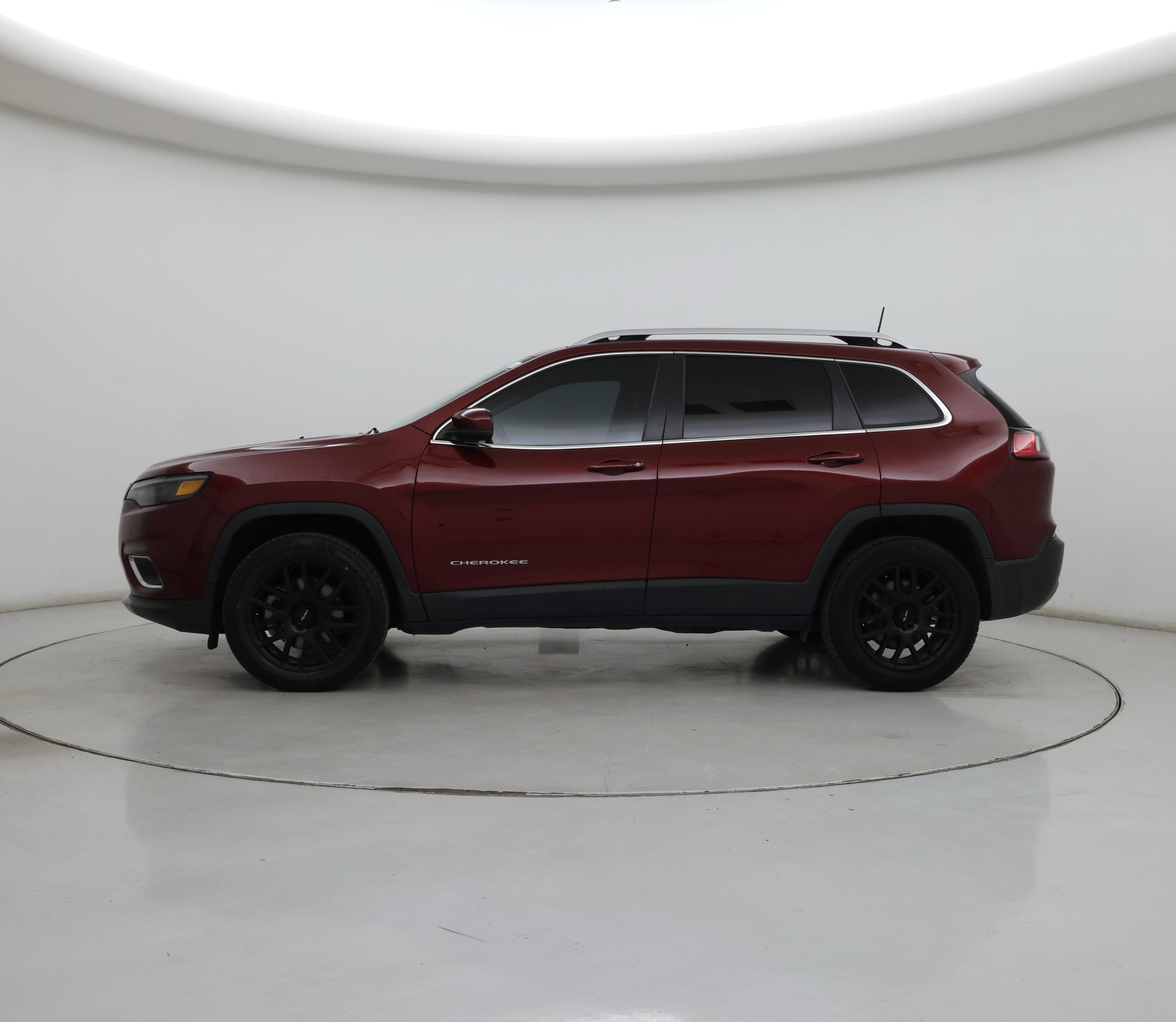 Thumbnail: 2021 Jeep Cherokee - 3
