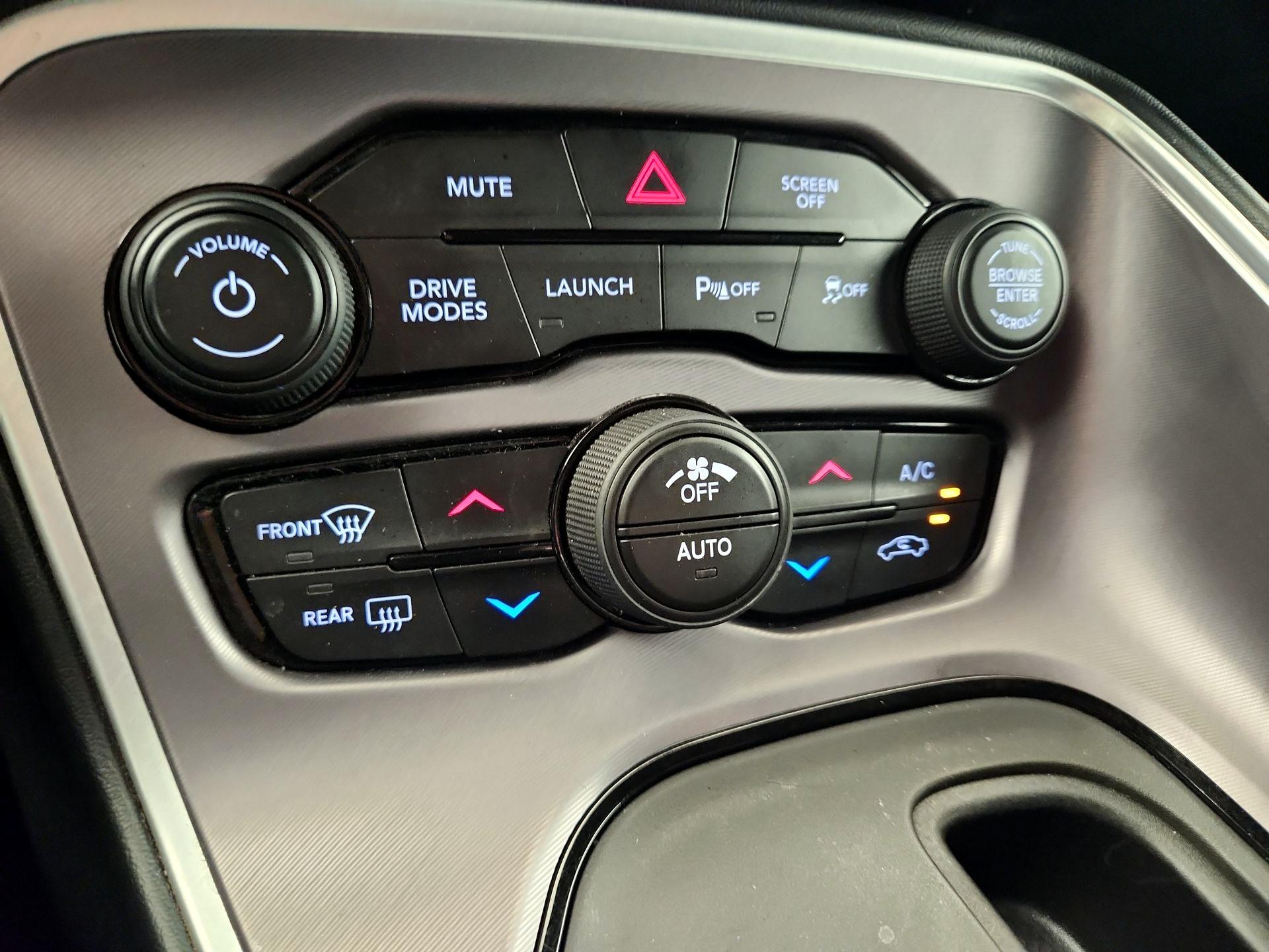 Thumbnail: 2022 Dodge Challenger - 16