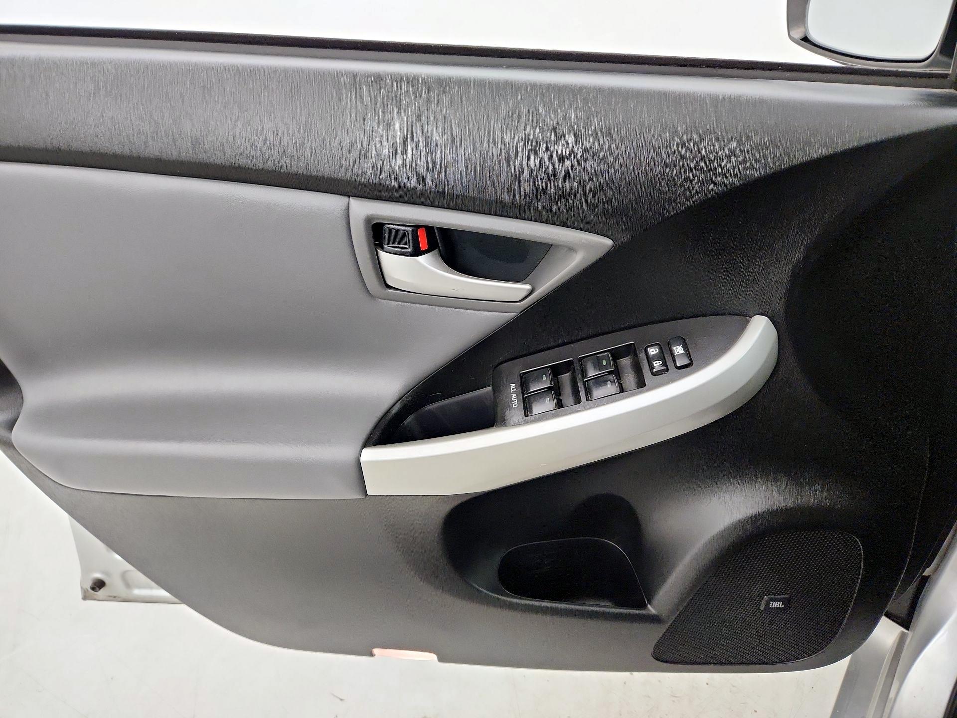 Thumbnail: 2014 Toyota Prius - 12