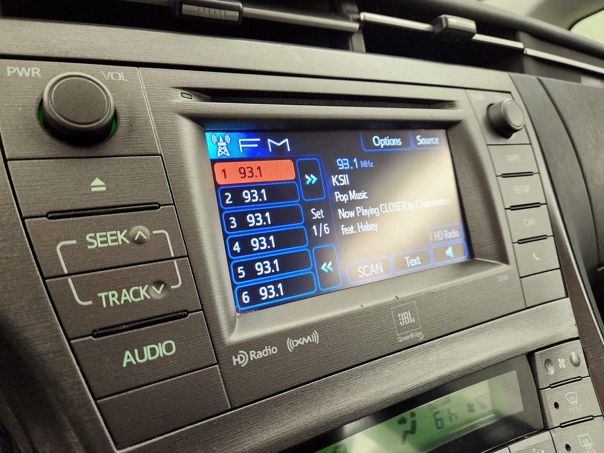 Thumbnail: 2014 Toyota Prius - 16