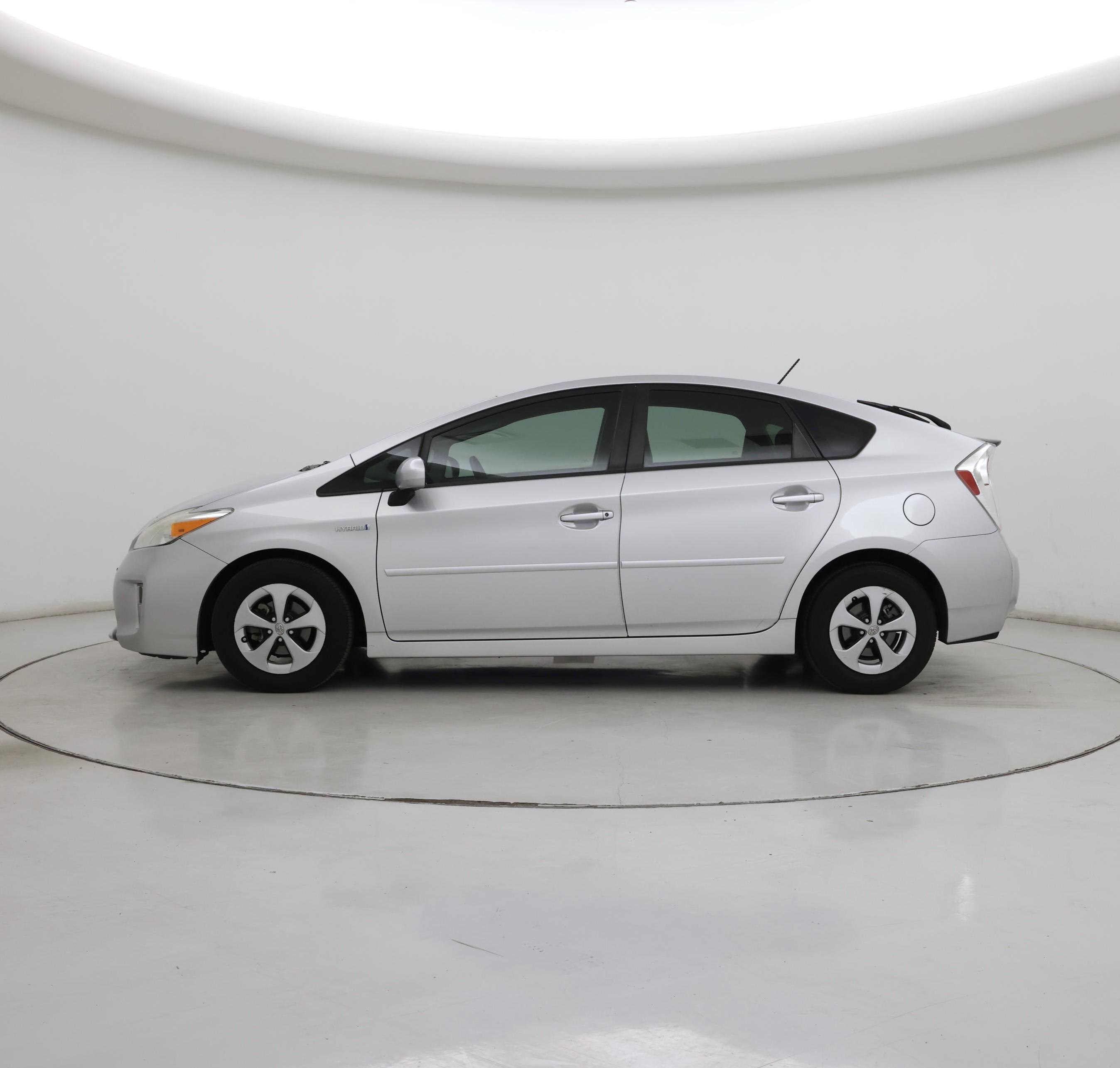 Thumbnail: 2014 Toyota Prius - 3
