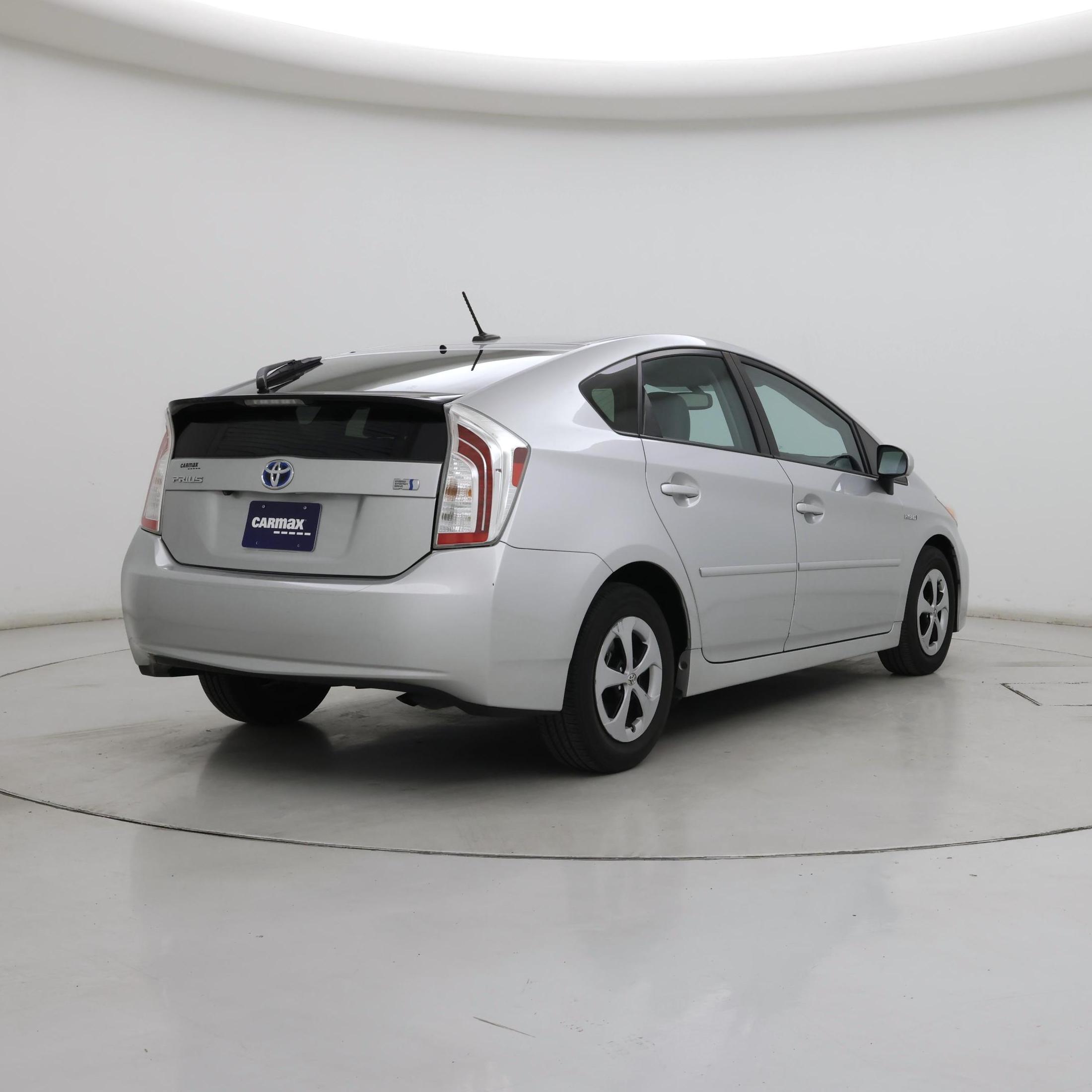 Thumbnail: 2014 Toyota Prius - 8