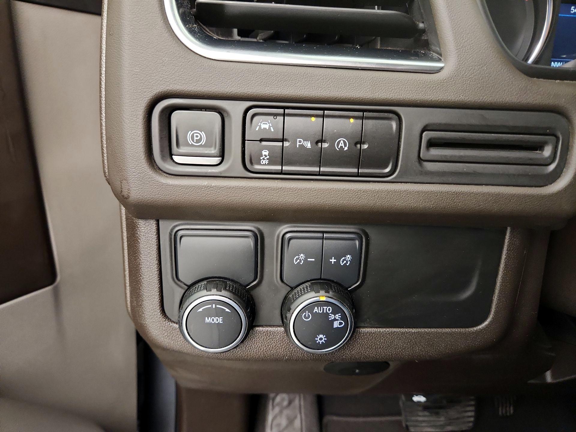 Thumbnail: 2024 Chevrolet Tahoe - 13