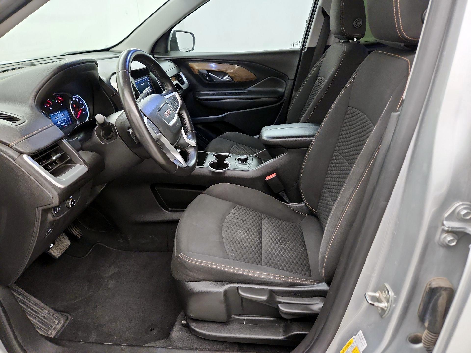 Thumbnail: 2020 GMC Terrain - 11