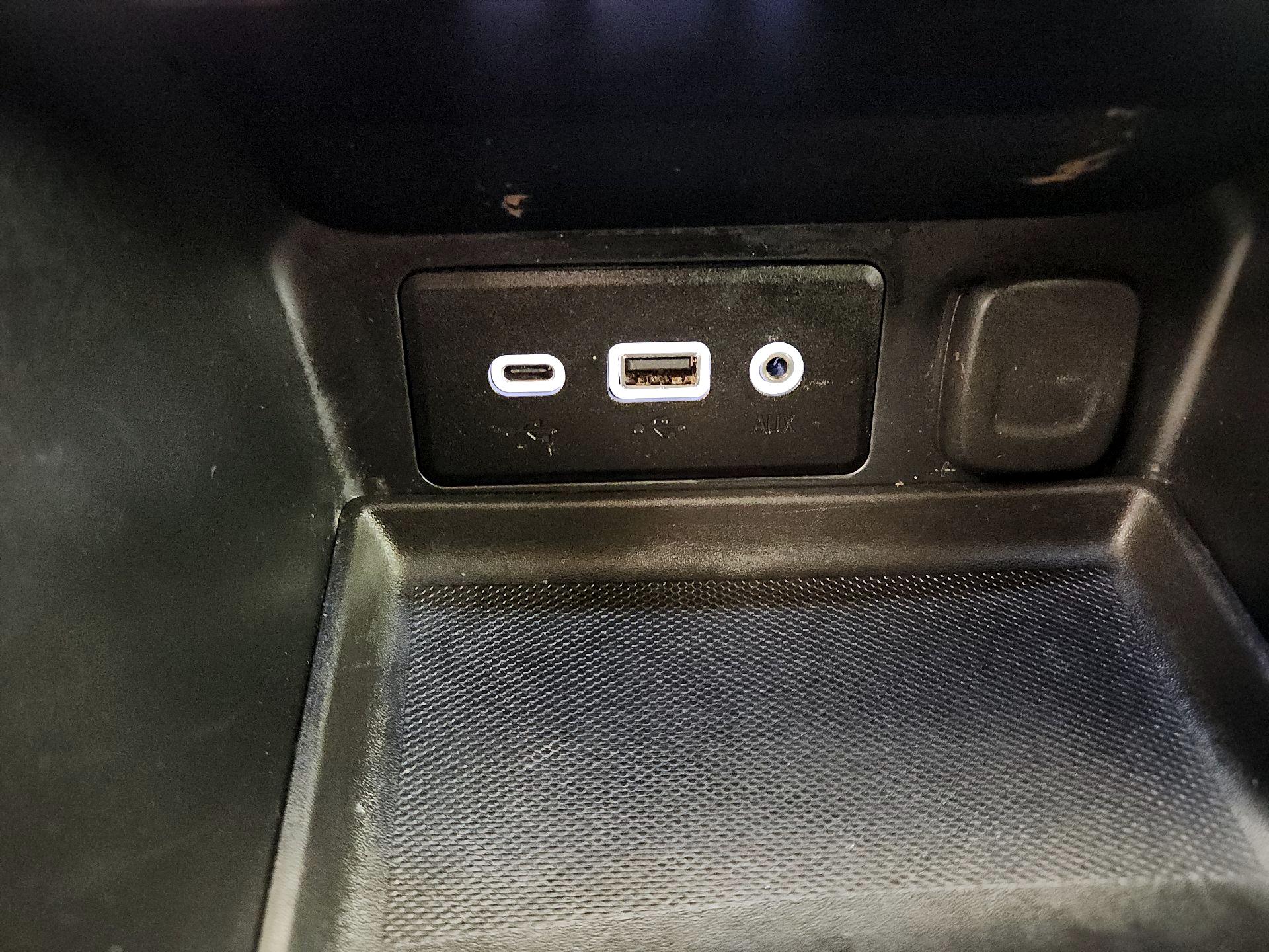 Thumbnail: 2020 GMC Terrain - 18