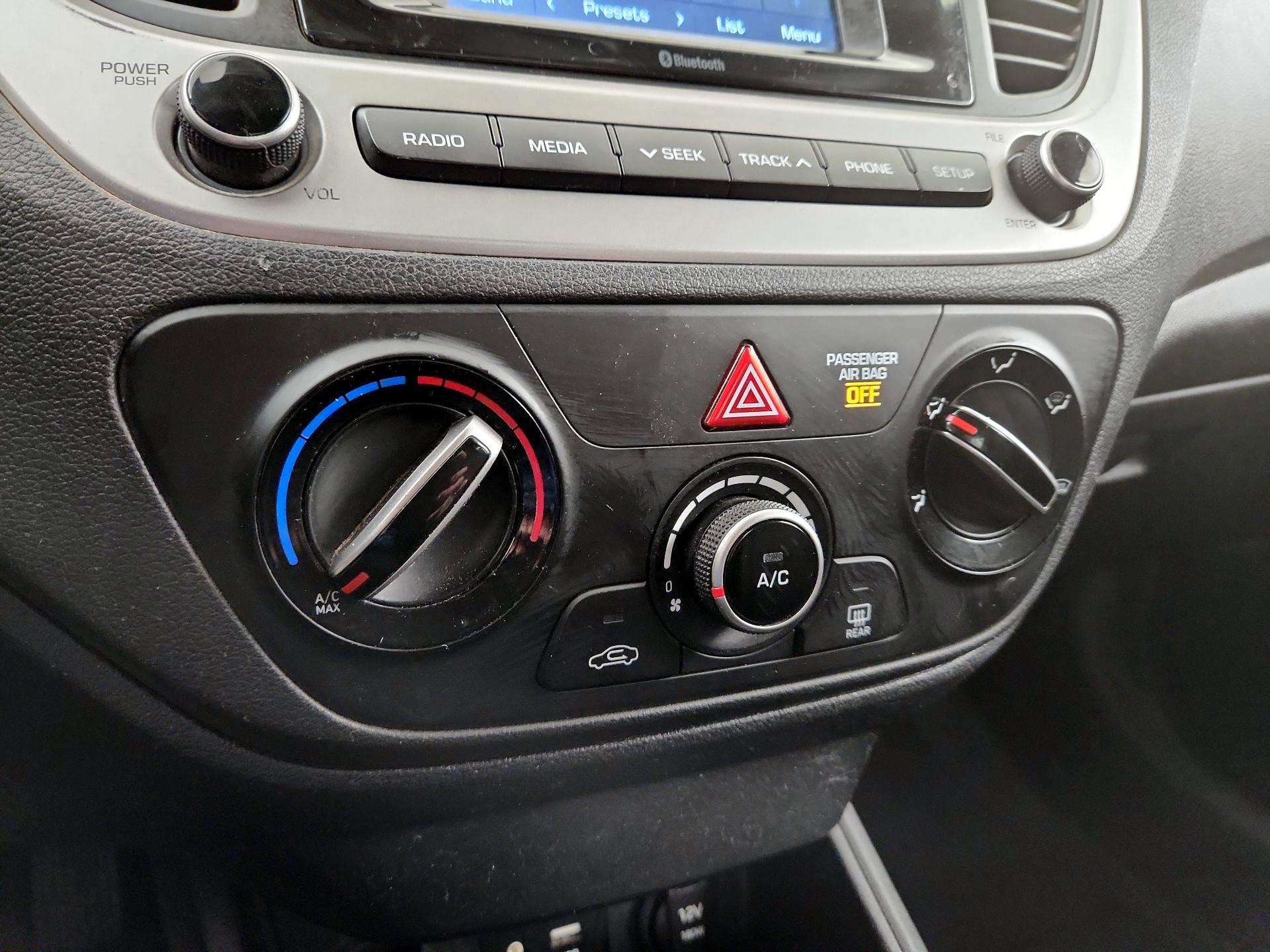 Thumbnail: 2019 Hyundai Accent - 15