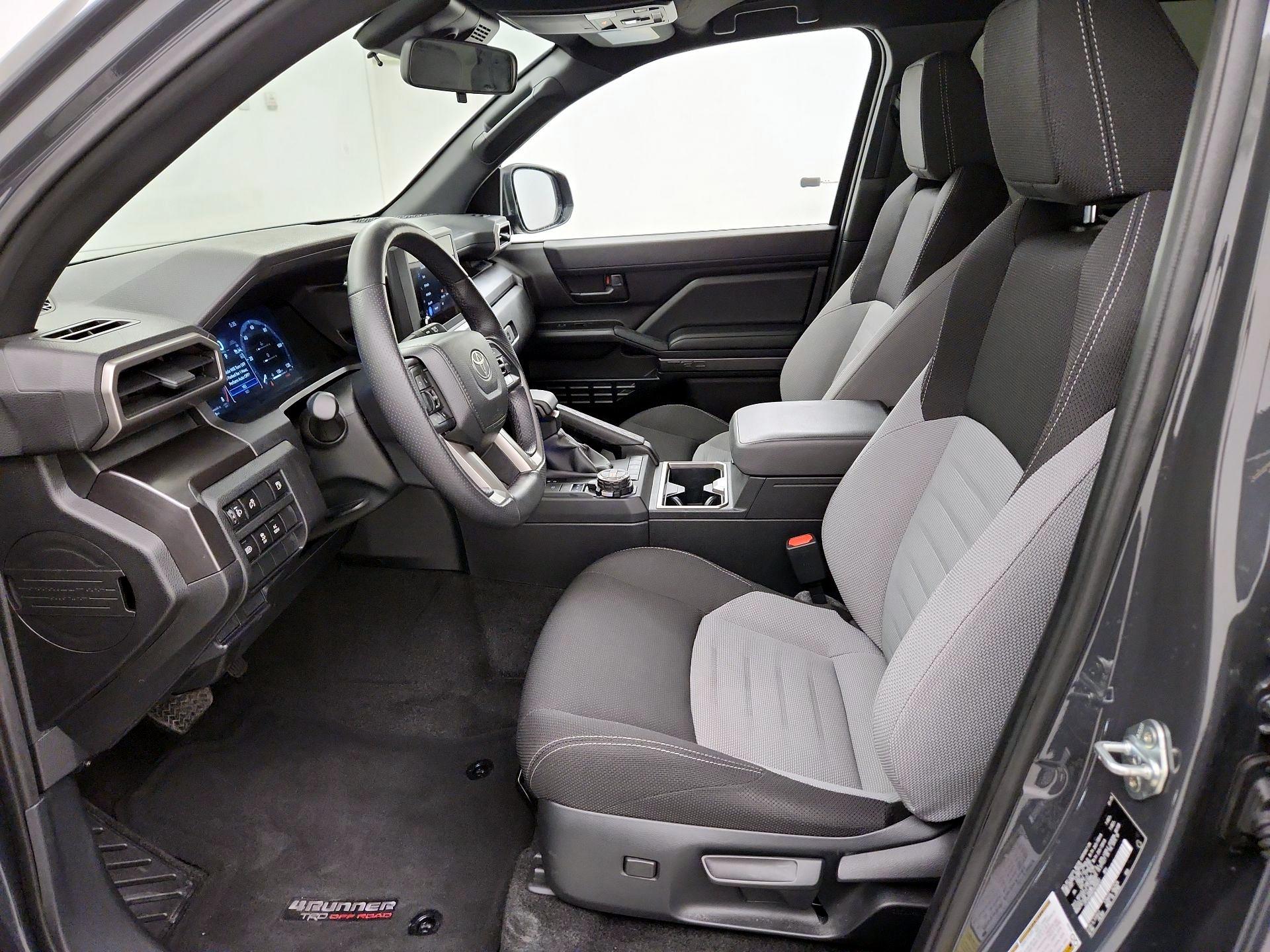 Thumbnail: 2025 Toyota 4Runner - 11