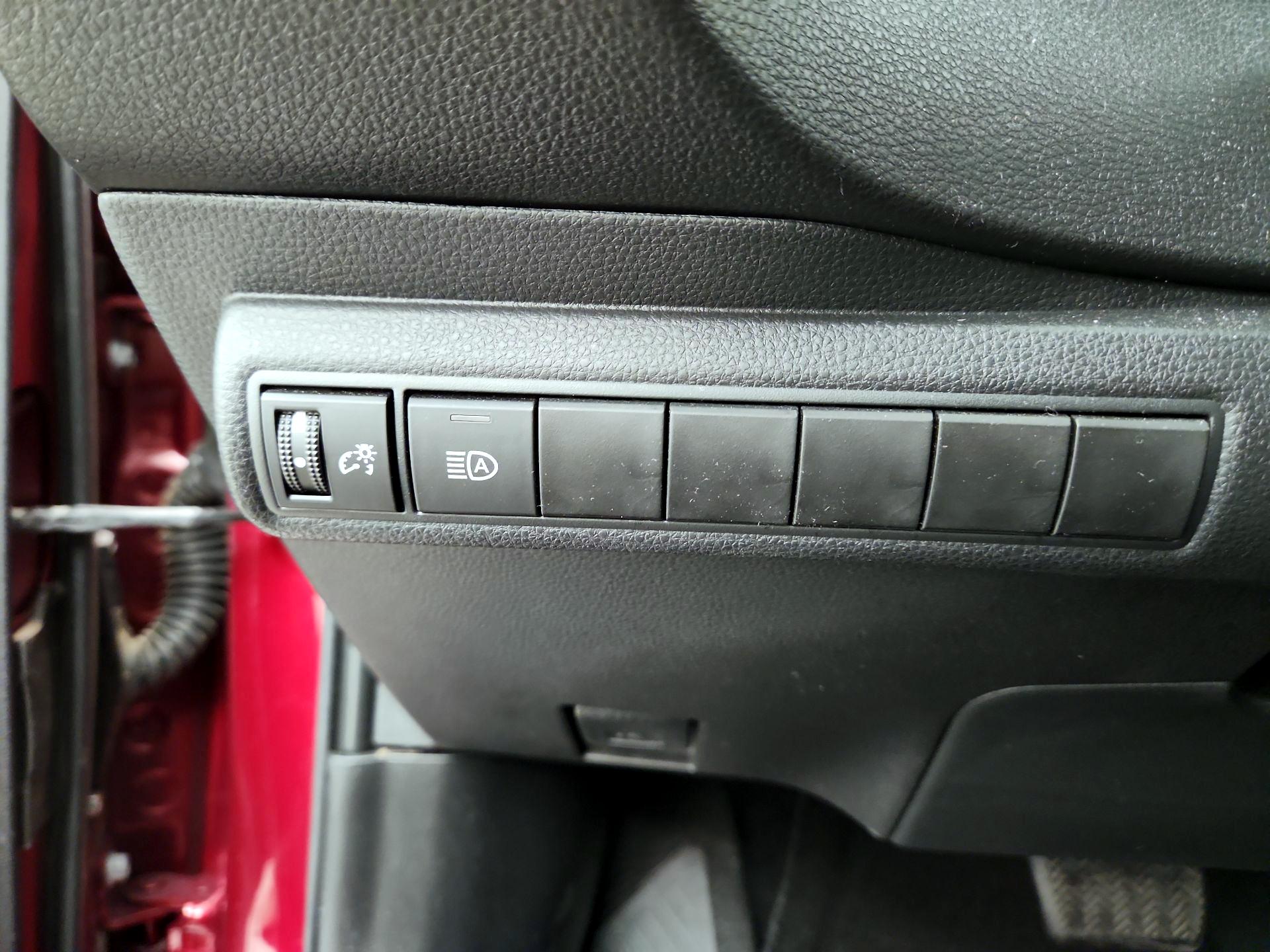 Thumbnail: 2022 Toyota Corolla - 13