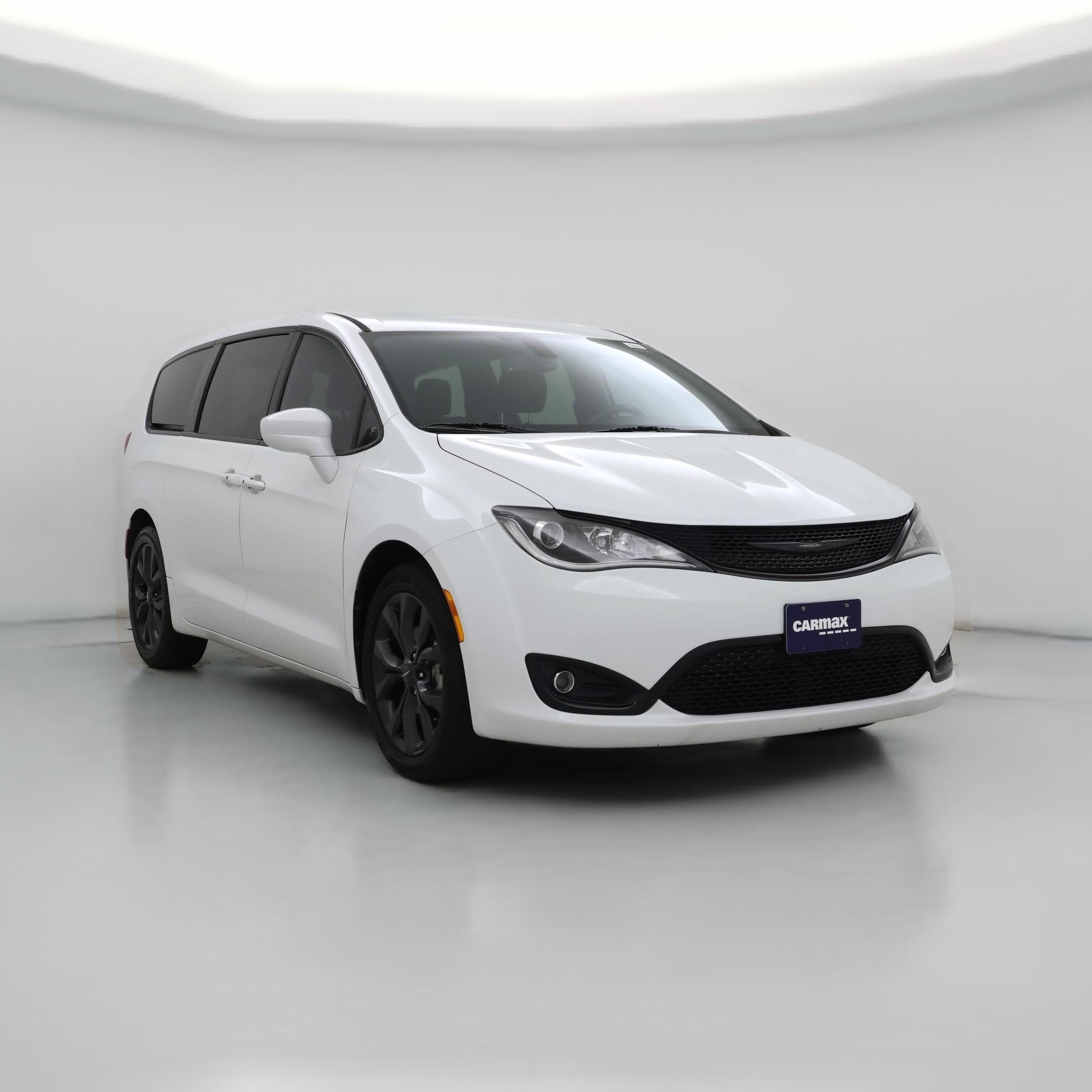 Thumbnail: 2020 Chrysler Pacifica - 1