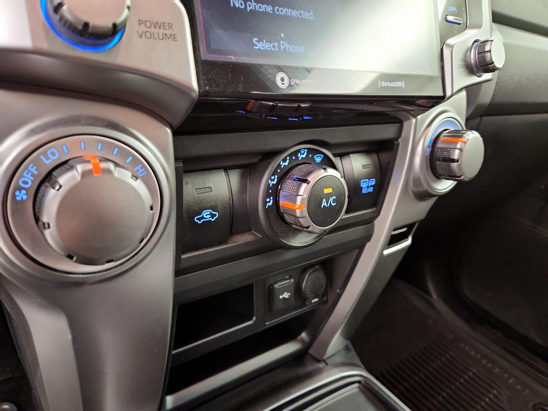 Thumbnail: 2023 Toyota 4Runner - 16