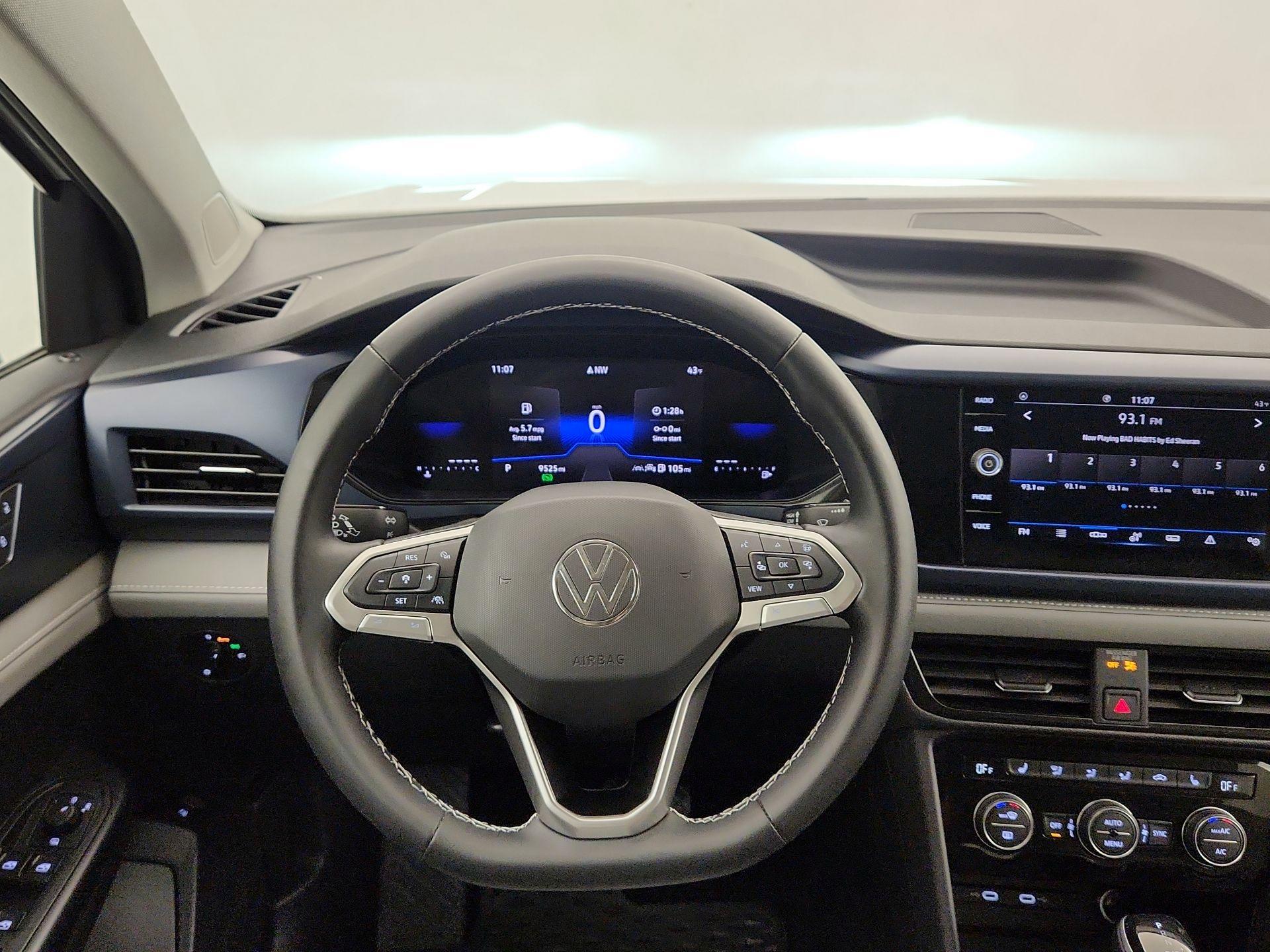 Thumbnail: 2024 Volkswagen Taos - 10