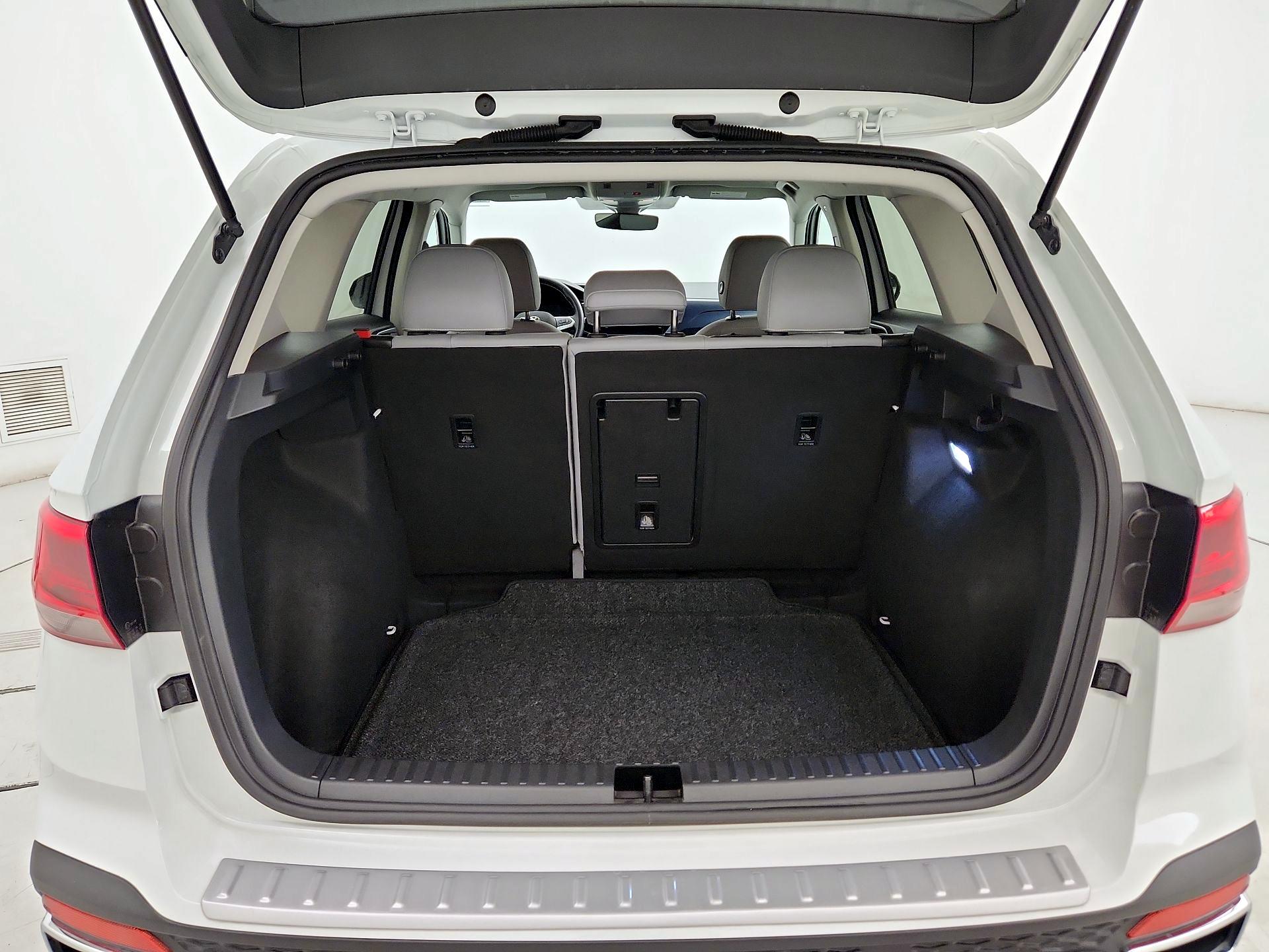 Thumbnail: 2024 Volkswagen Taos - 20