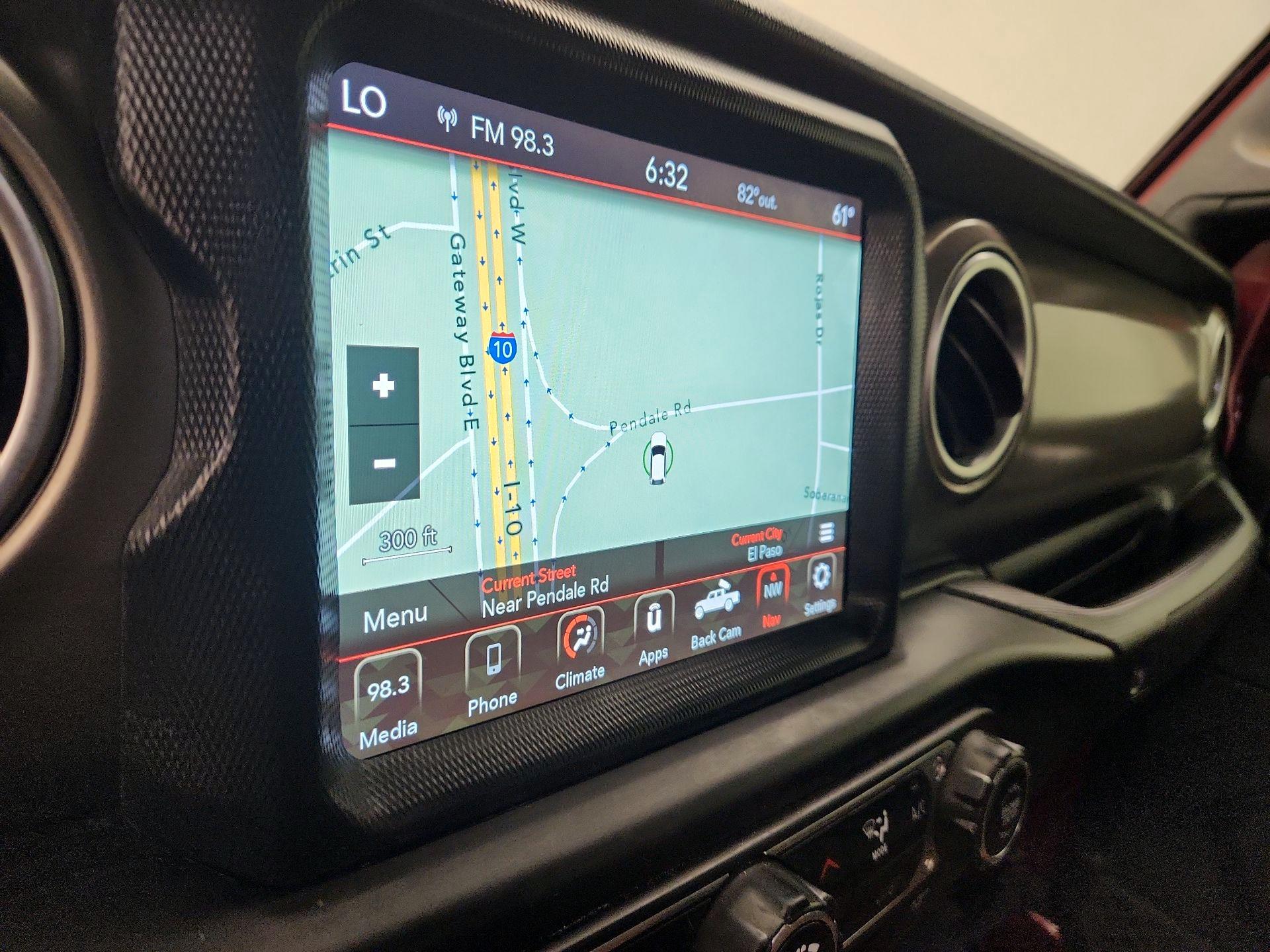 Thumbnail: 2021 Jeep Gladiator - 14