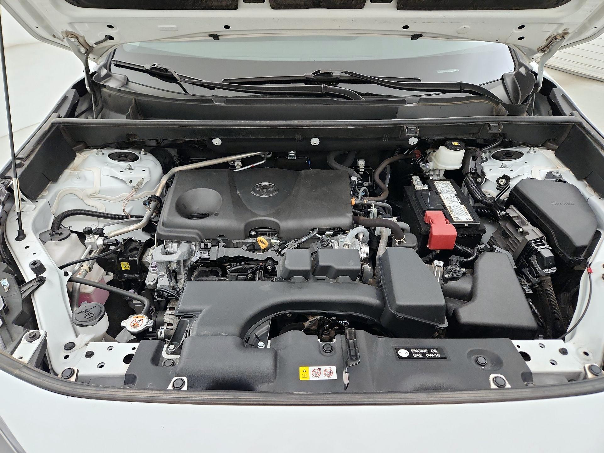 Thumbnail: 2022 Toyota RAV4 - 20