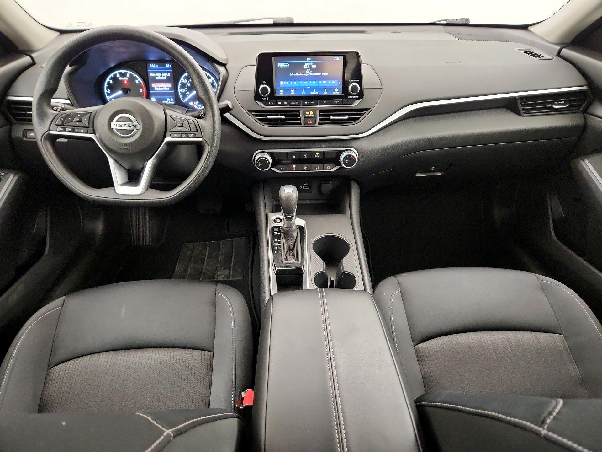 Thumbnail: 2021 Nissan Altima - 9