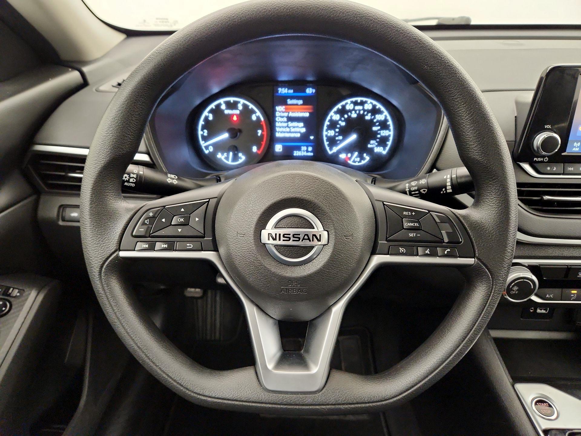 Thumbnail: 2021 Nissan Altima - 10