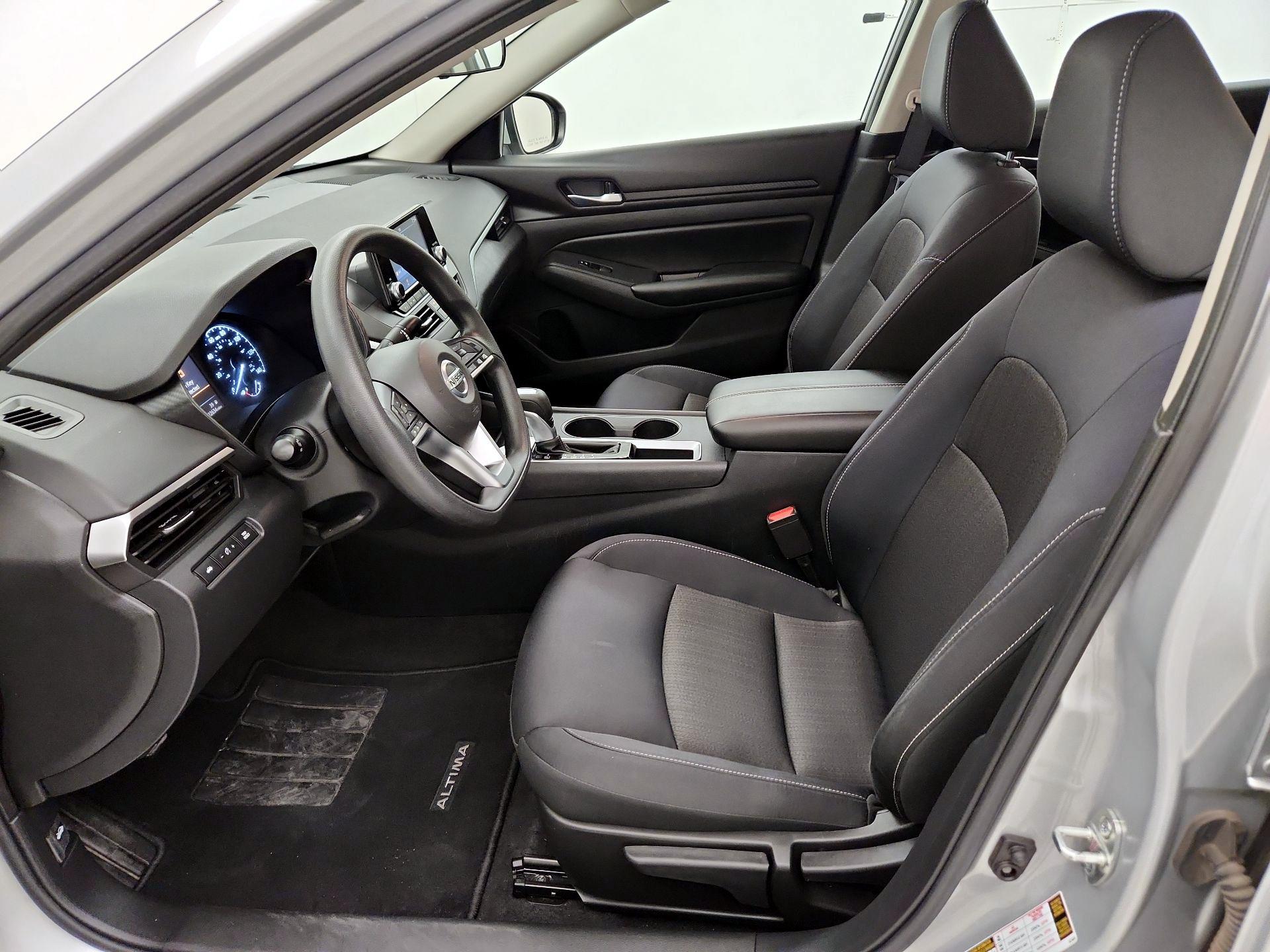 Thumbnail: 2021 Nissan Altima - 11