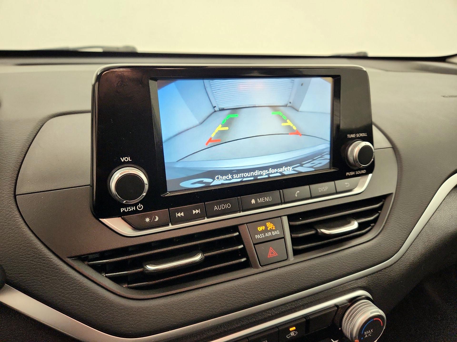 Thumbnail: 2021 Nissan Altima - 14