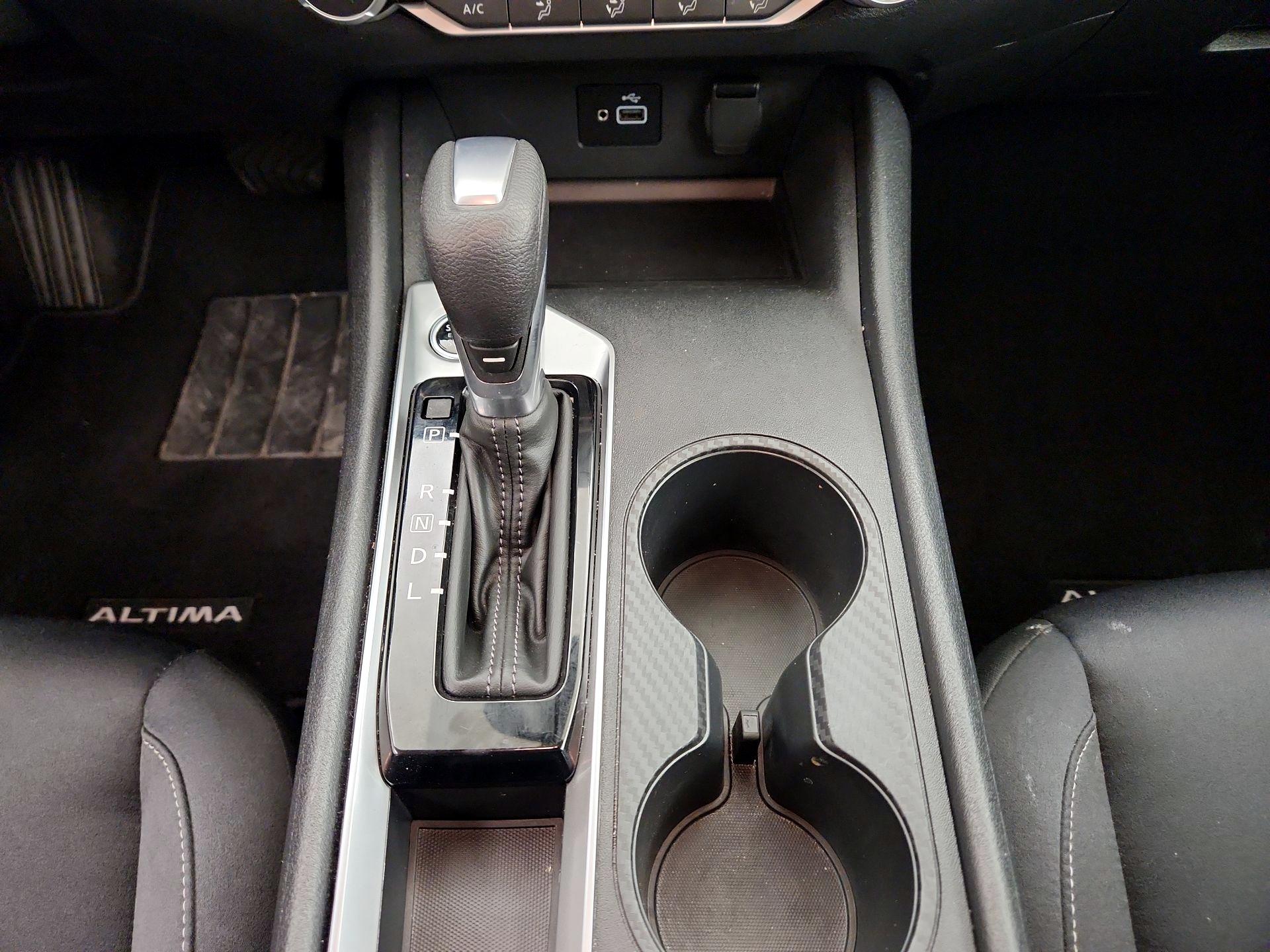 Thumbnail: 2021 Nissan Altima - 17