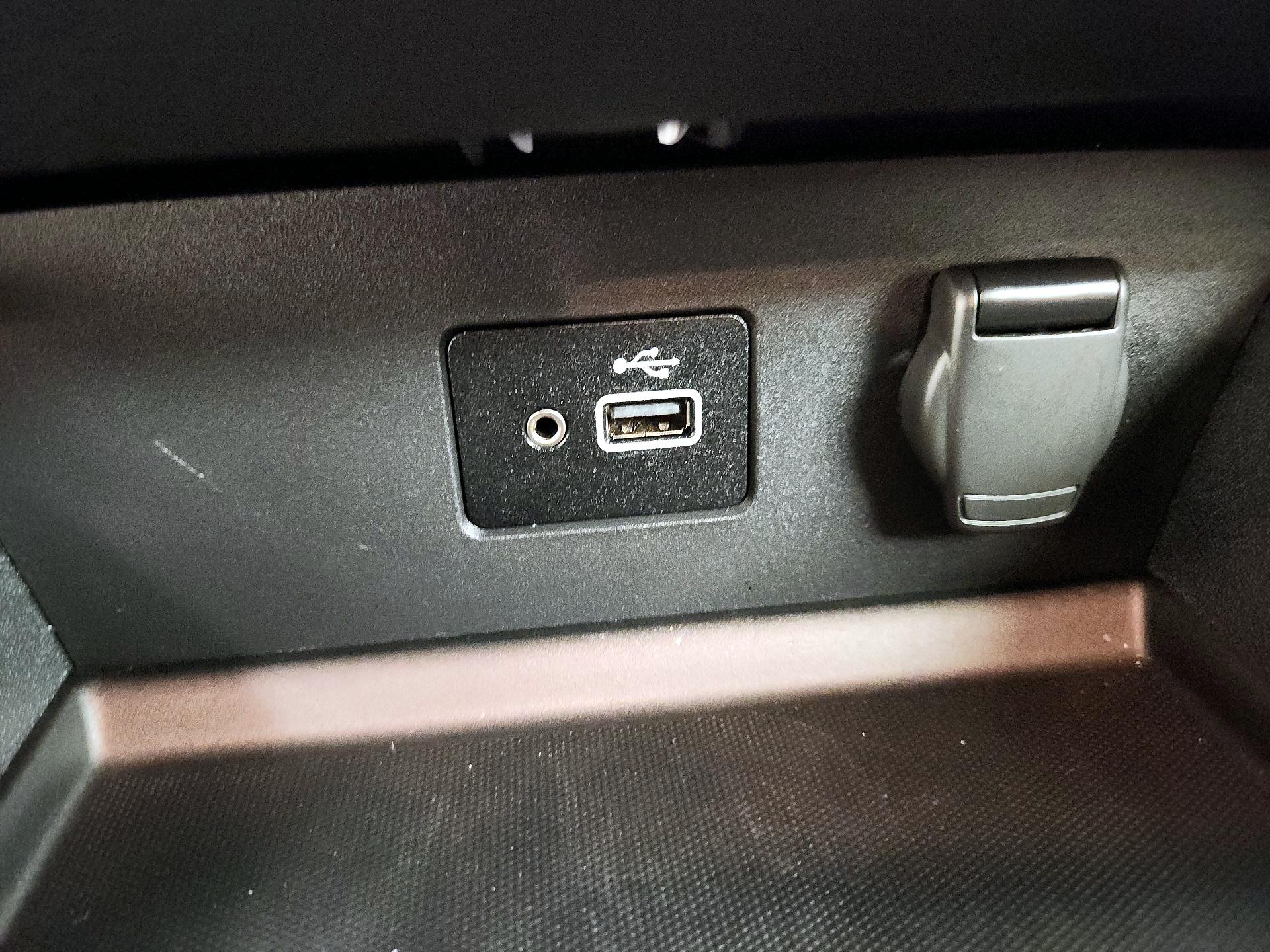 Thumbnail: 2021 Nissan Altima - 18