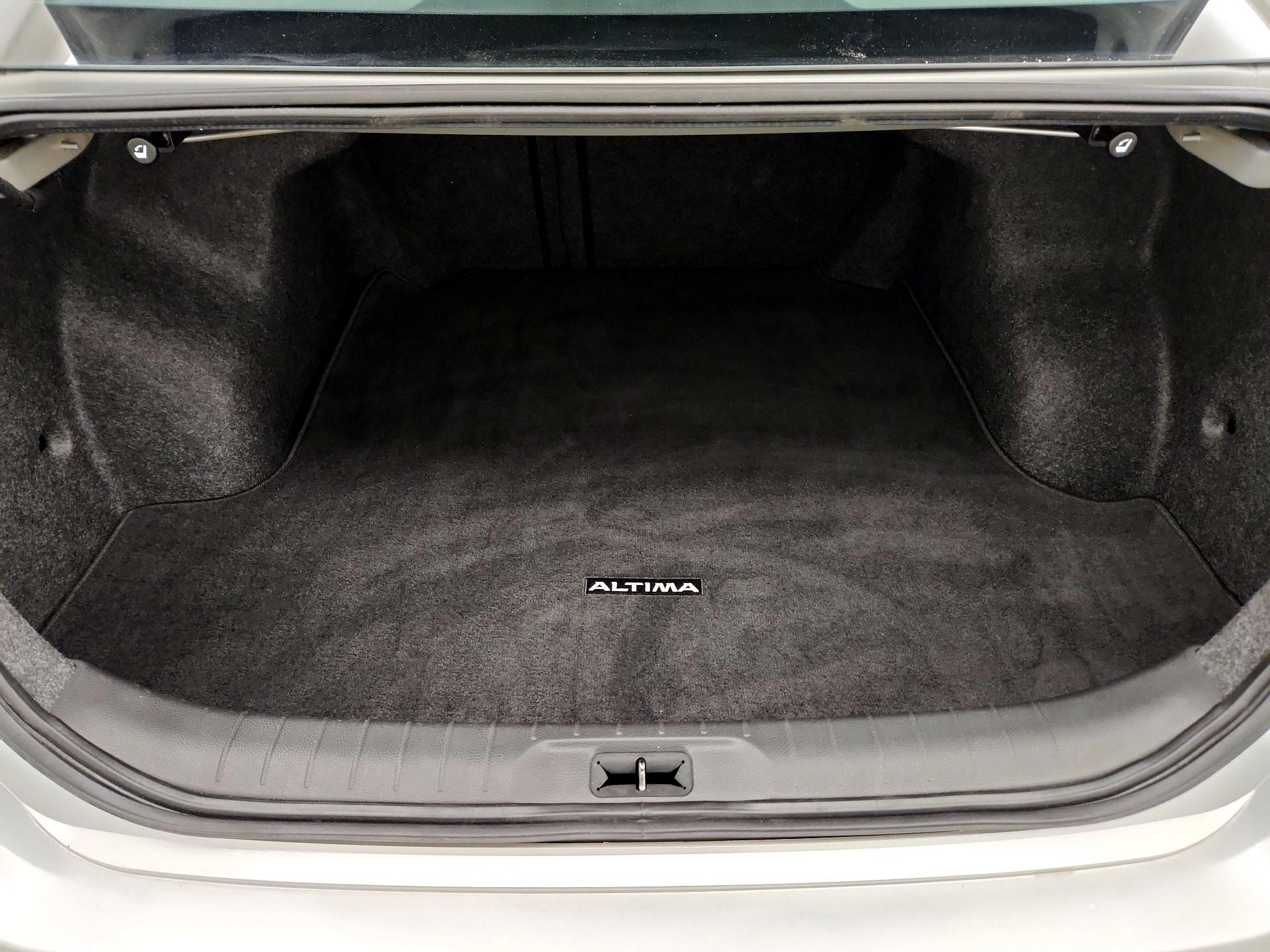 Thumbnail: 2021 Nissan Altima - 20