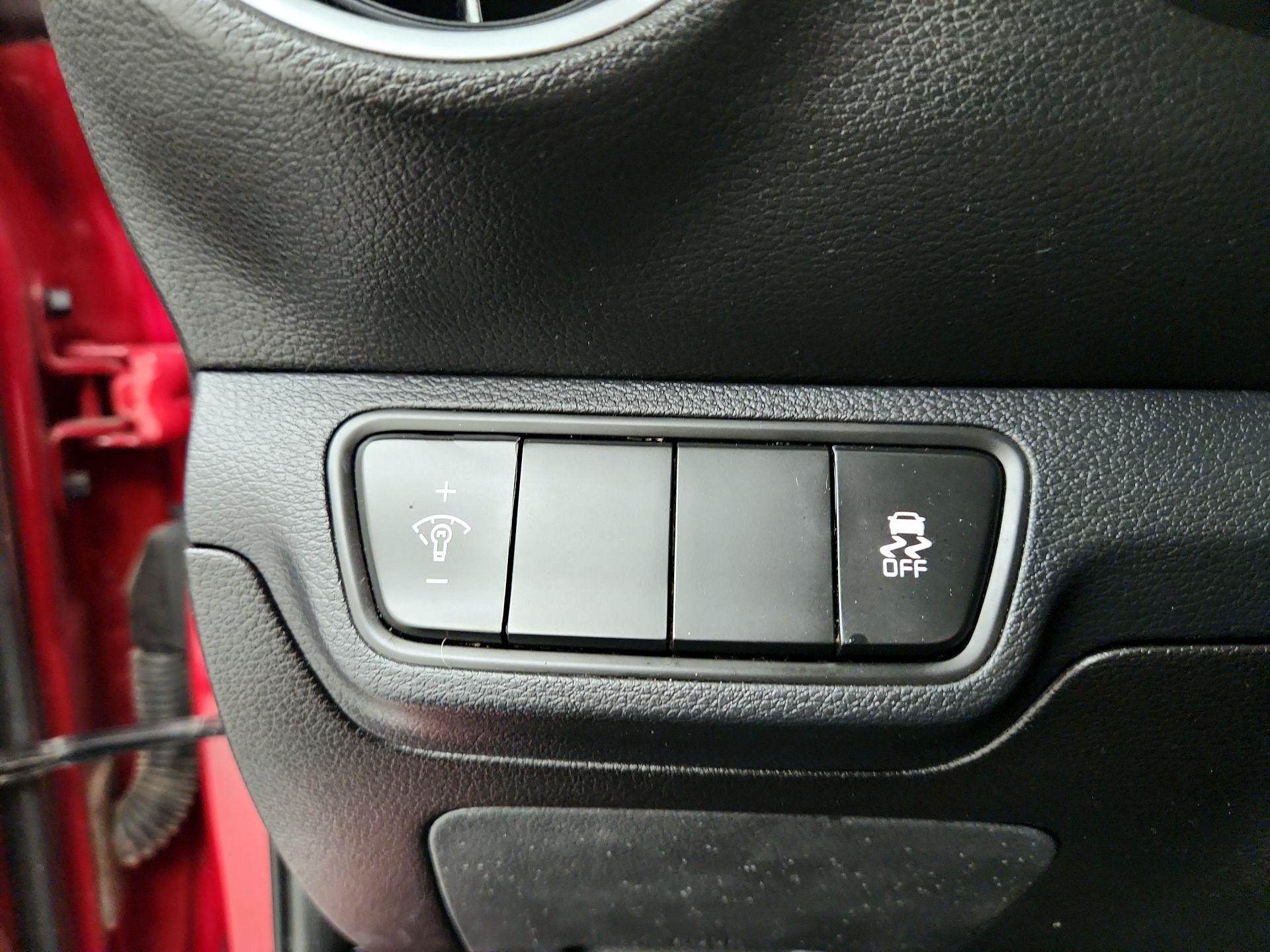 Thumbnail: 2023 Kia Forte - 13